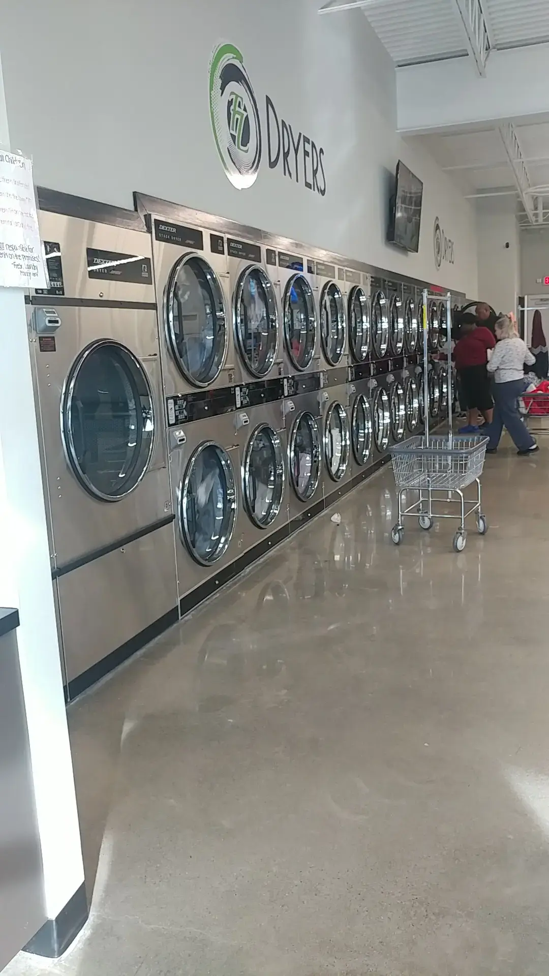 Fresh Laundry Supercenter thumbnail 20