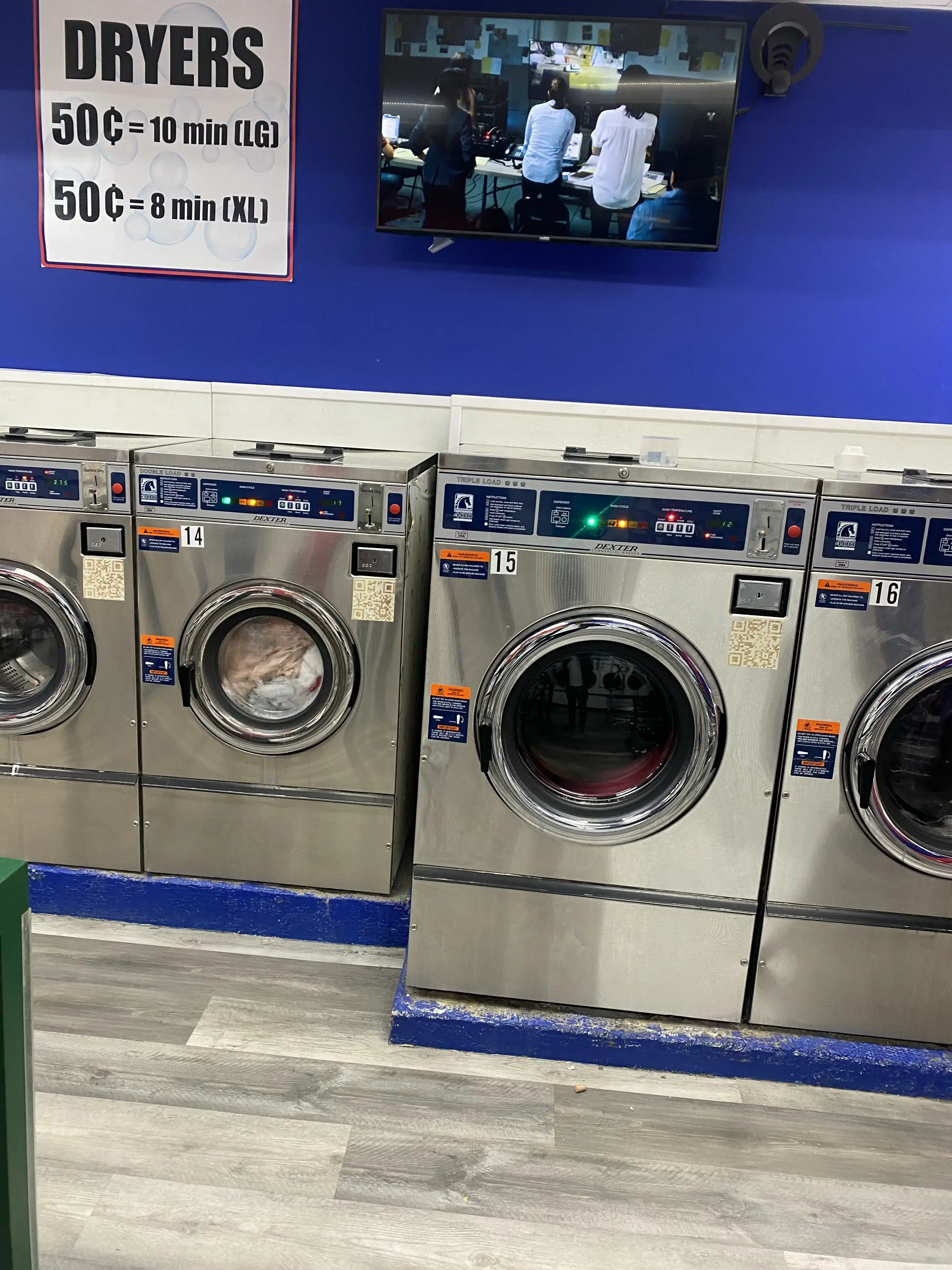 Fresh Meadows Laundromat - Image 3