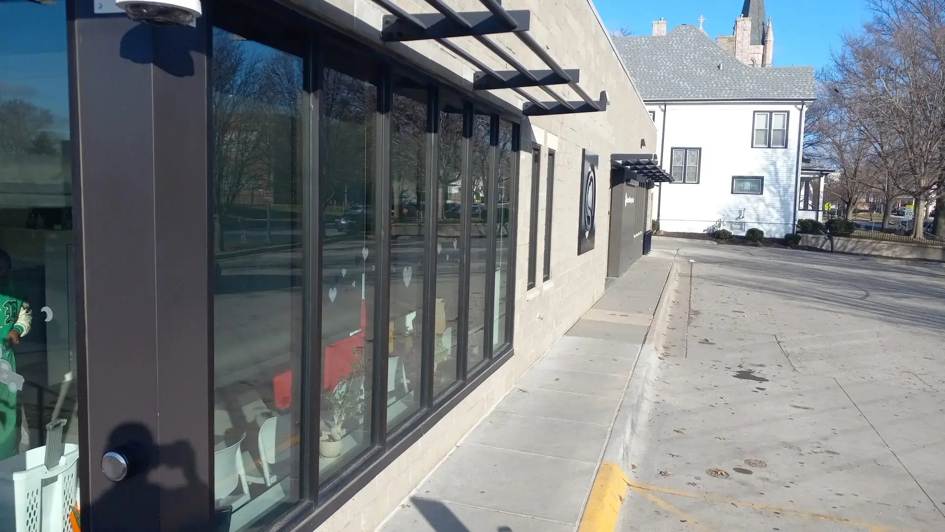 Fresh Start Laundromat - Image 14
