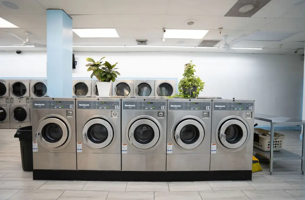 Fresh Suds Laundry thumbnail 10