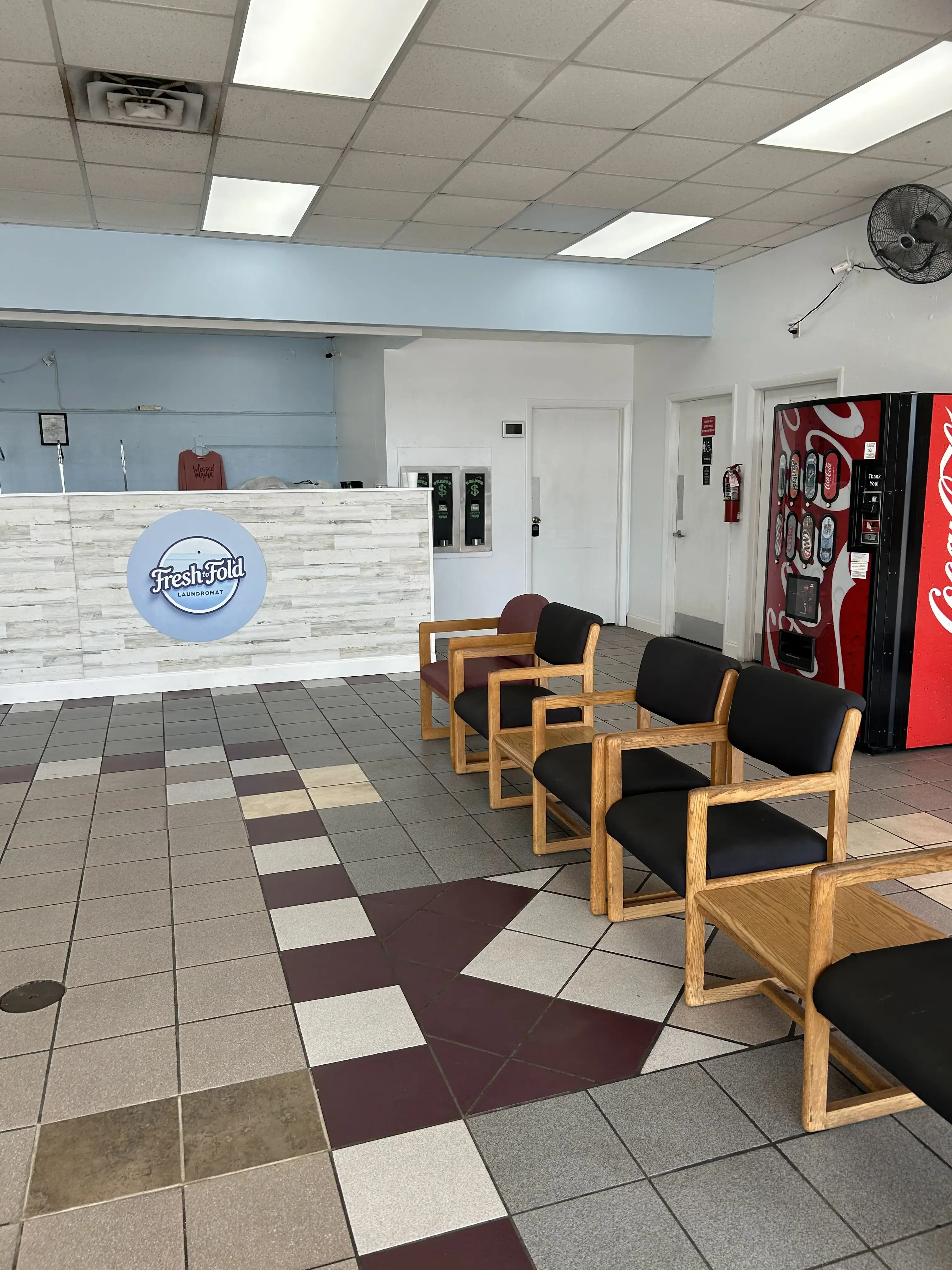 Fresh to Fold Laundromat thumbnail 3