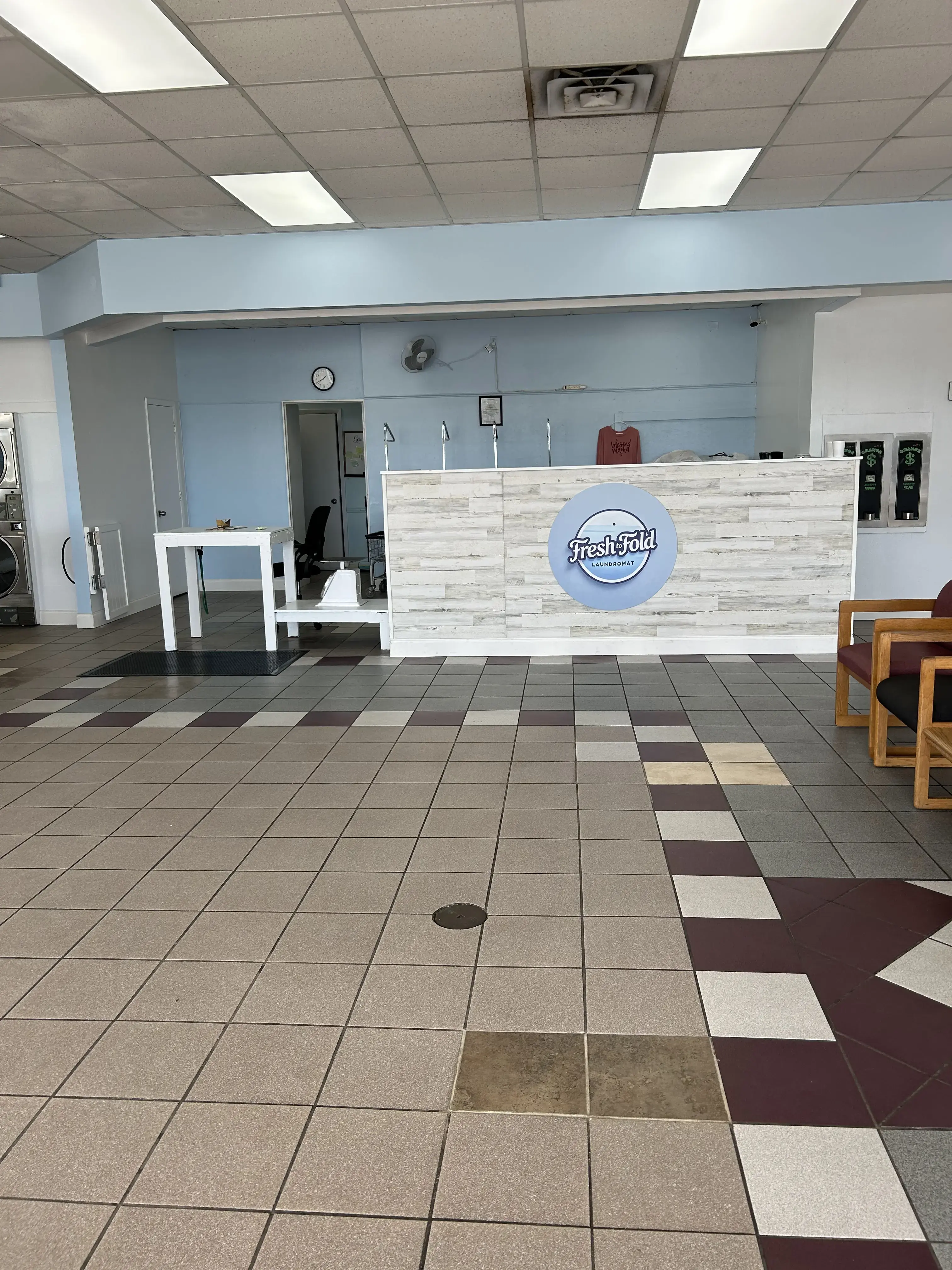 Fresh to Fold Laundromat thumbnail 13