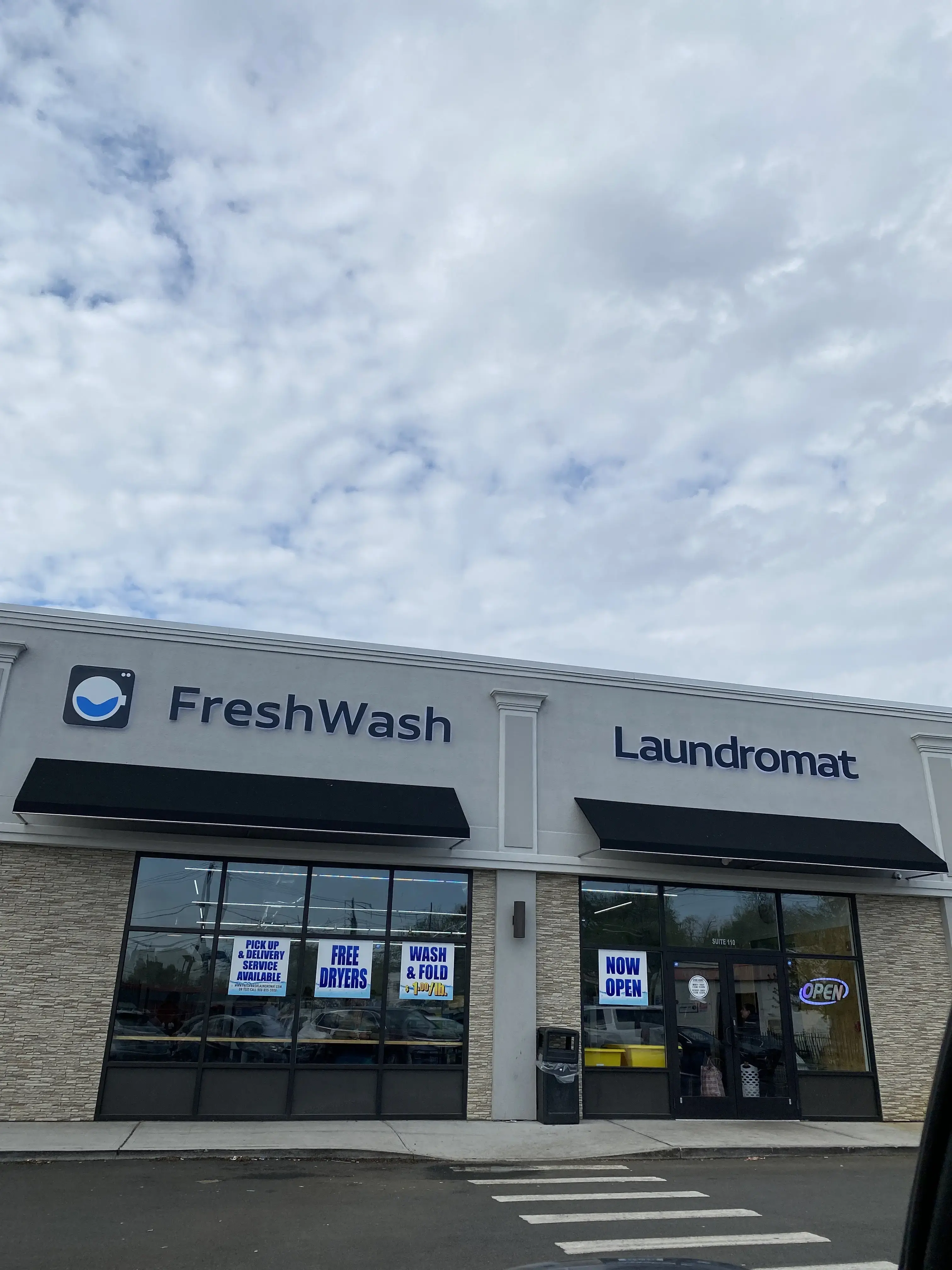 FreshWash Laundromat 2 thumbnail 10