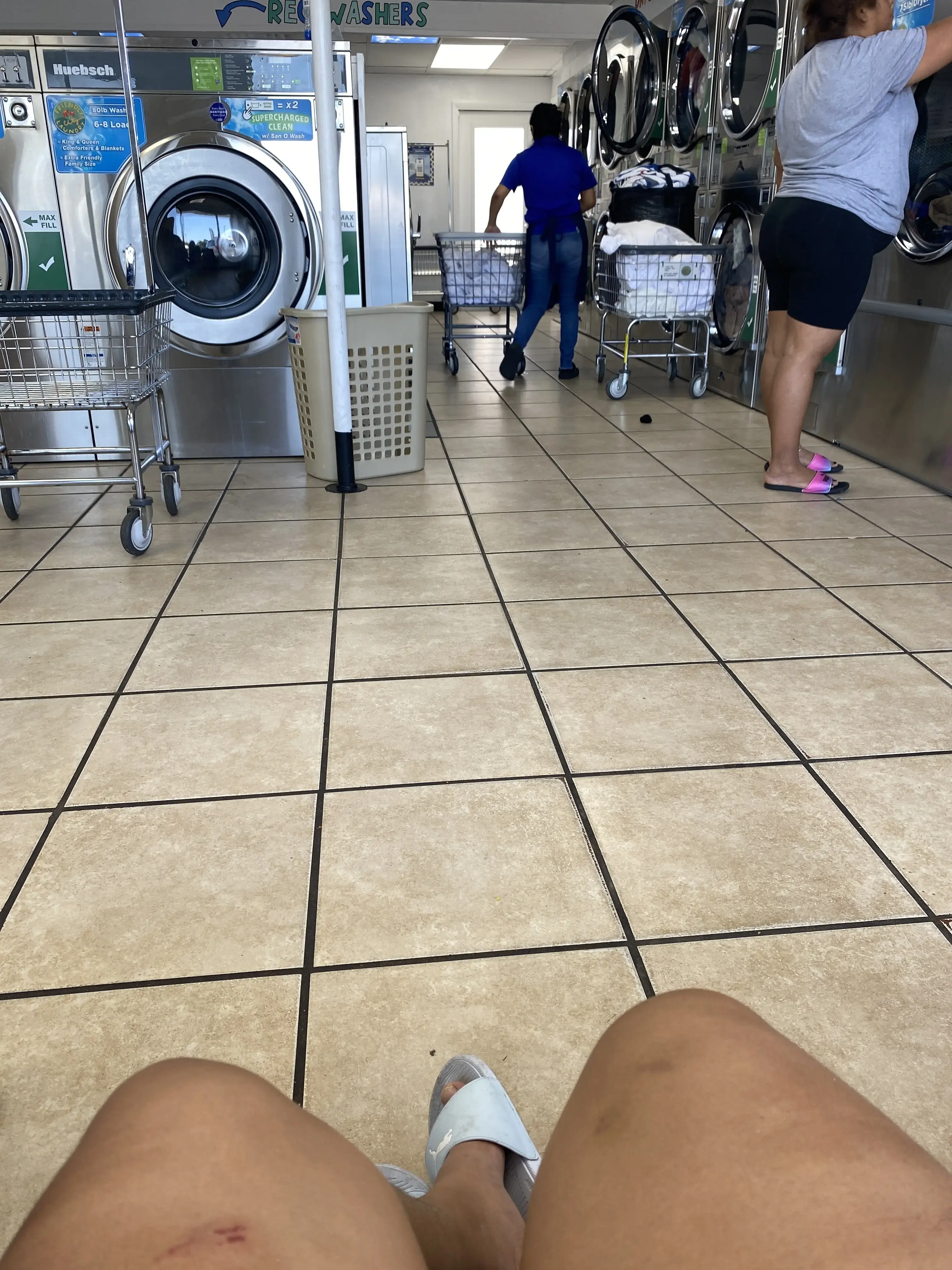 Friendly City Laundry thumbnail 7