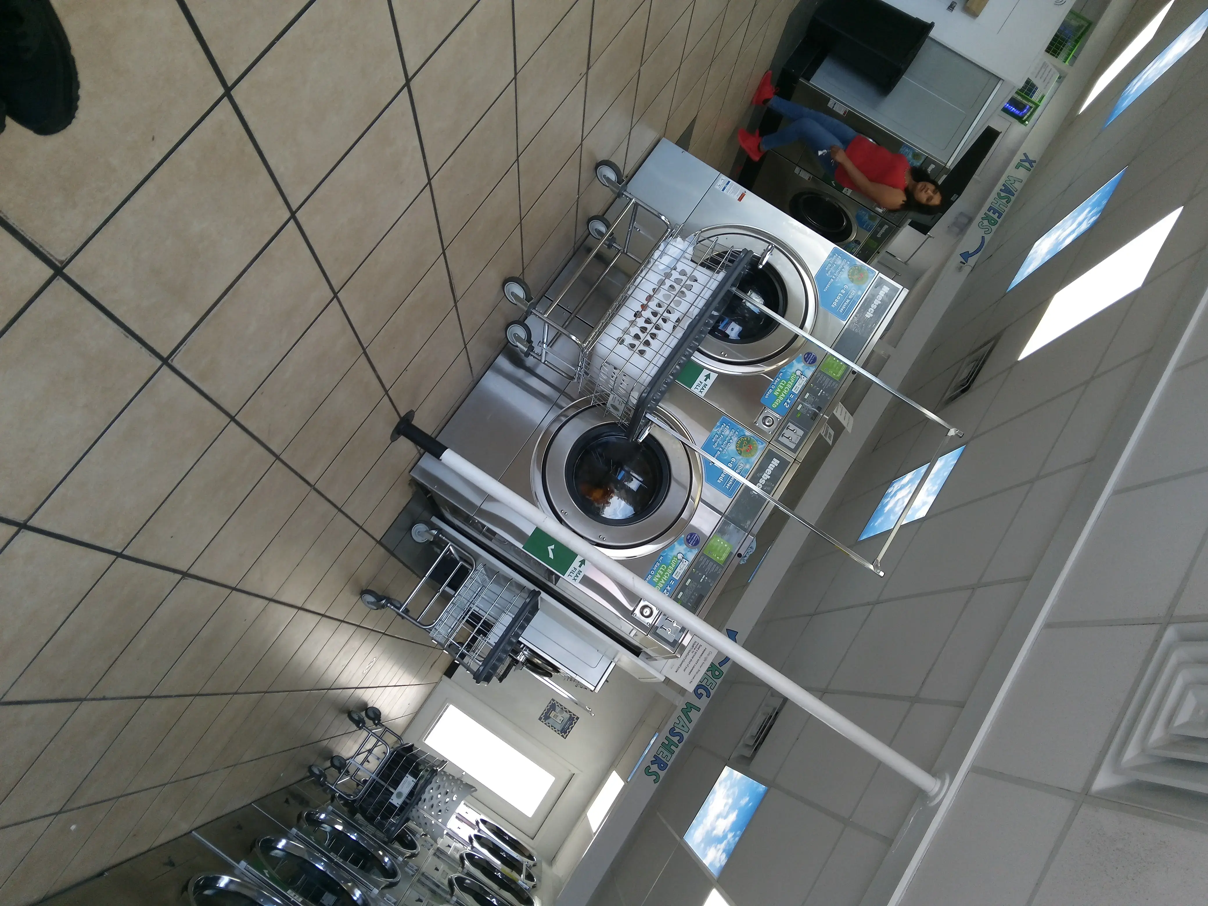 Friendly City Laundry - Image 20