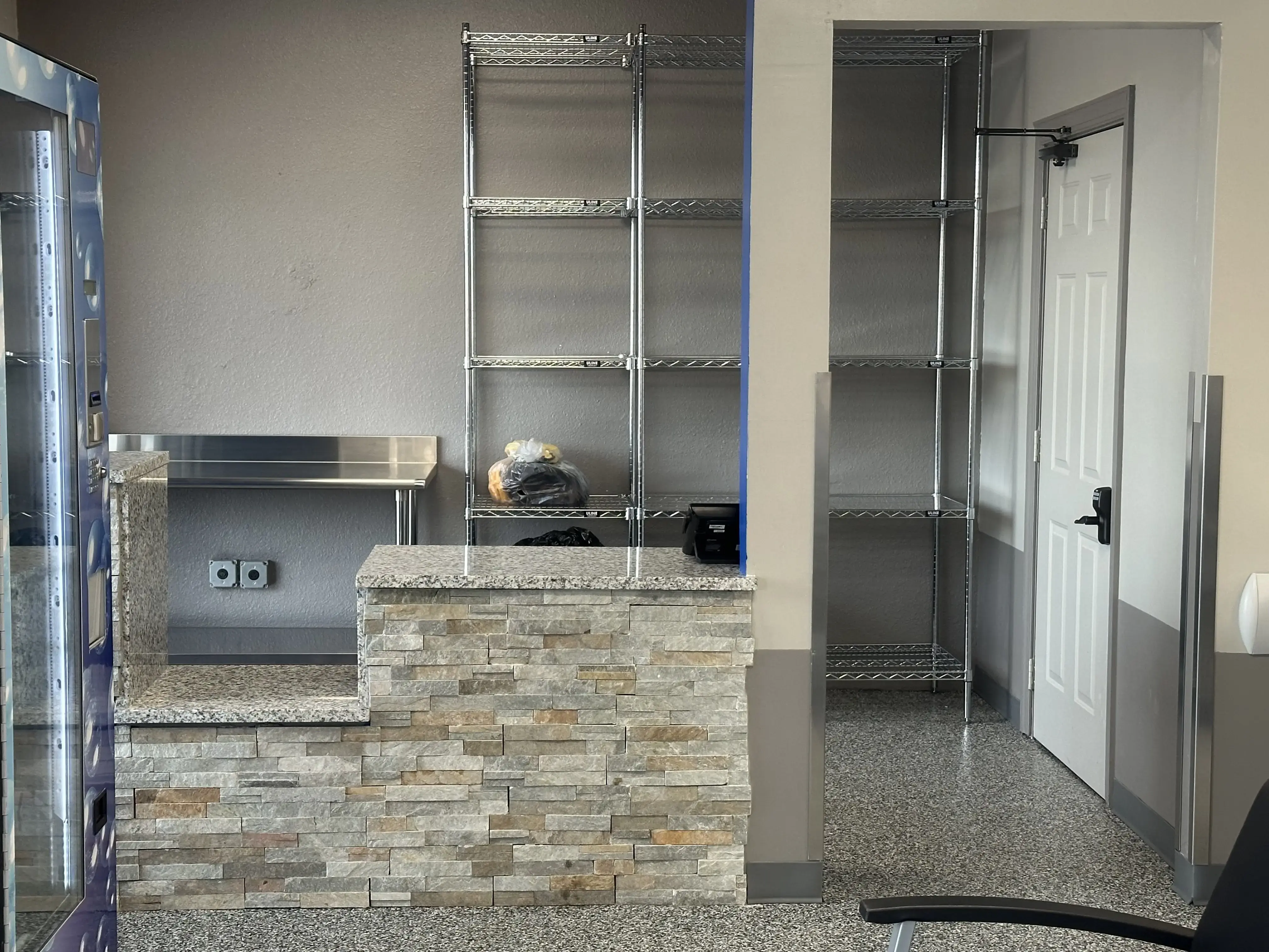 Friendly Laundry - Image 13