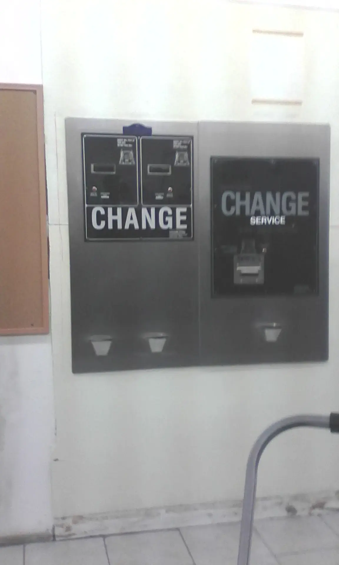 Friendly Wash Coin Laundry thumbnail 9