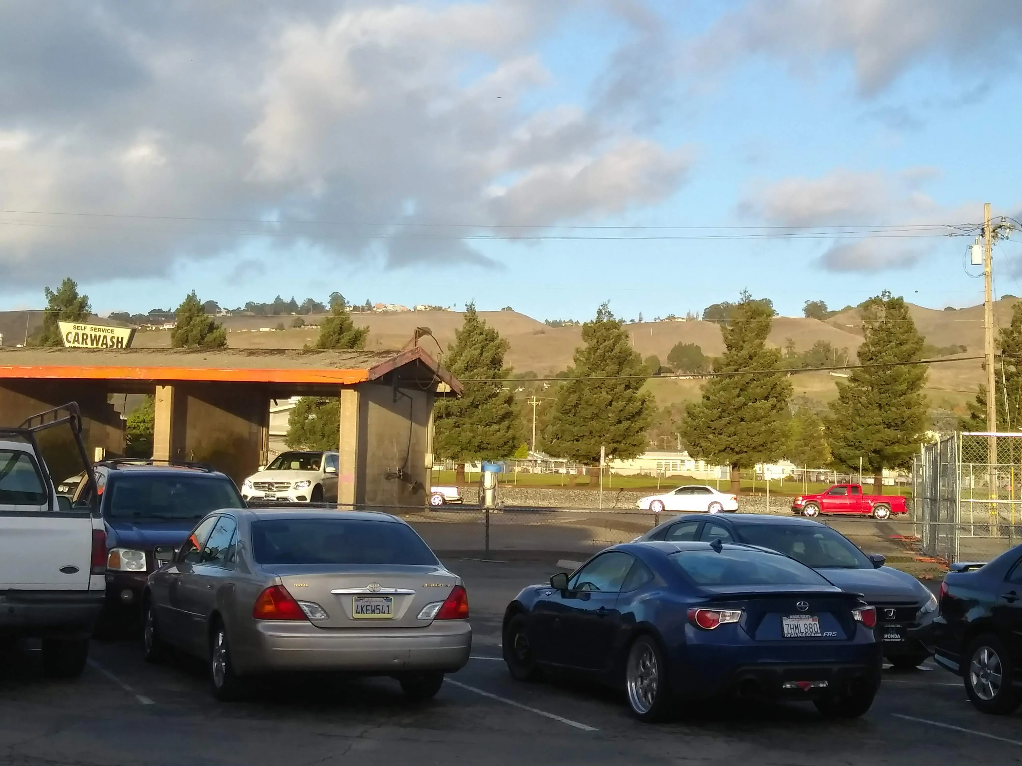Friendly Wash Coin Laundry location