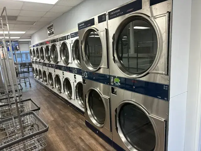 Frisco Wash n Dry - Image 1