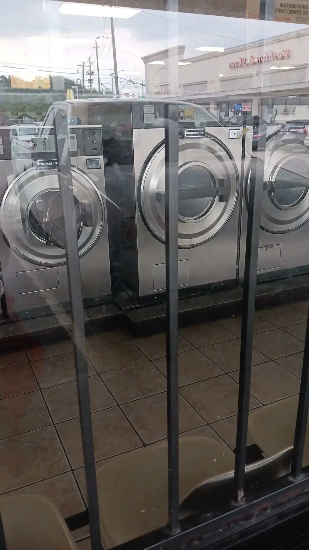Fulton Laundry thumbnail 11