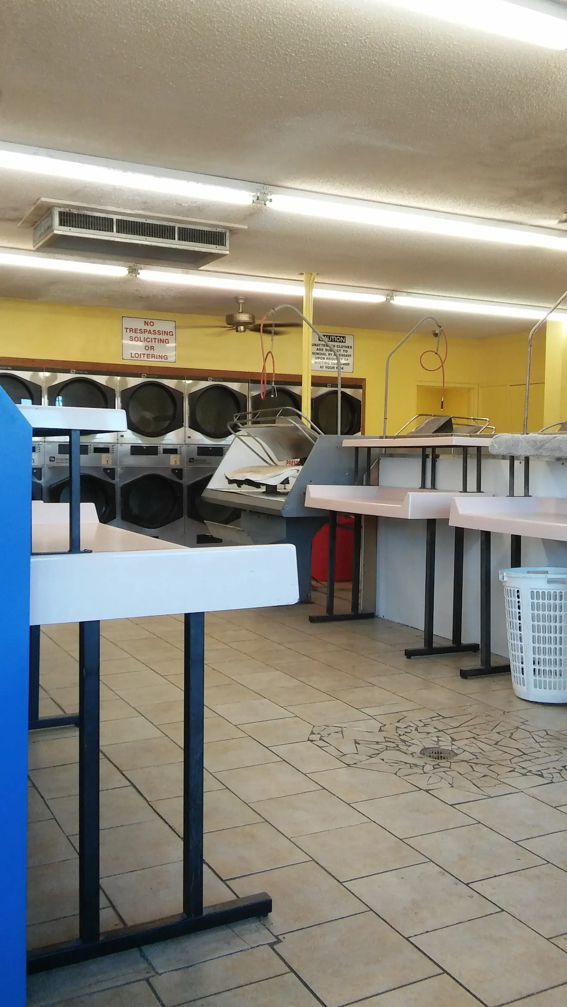 Fun Wash - 15th St - Image 4