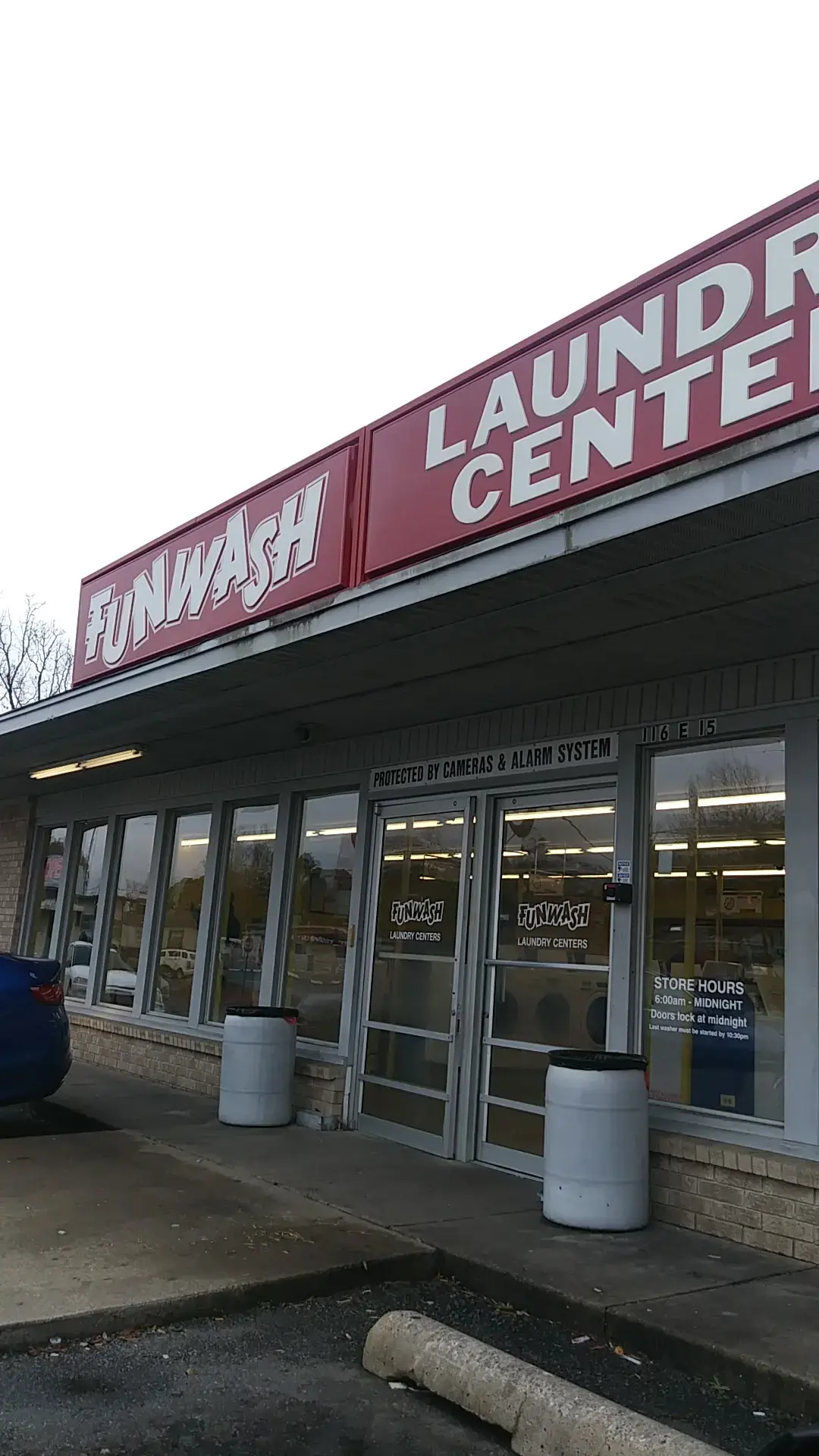 Fun Wash - 15th St thumbnail 8