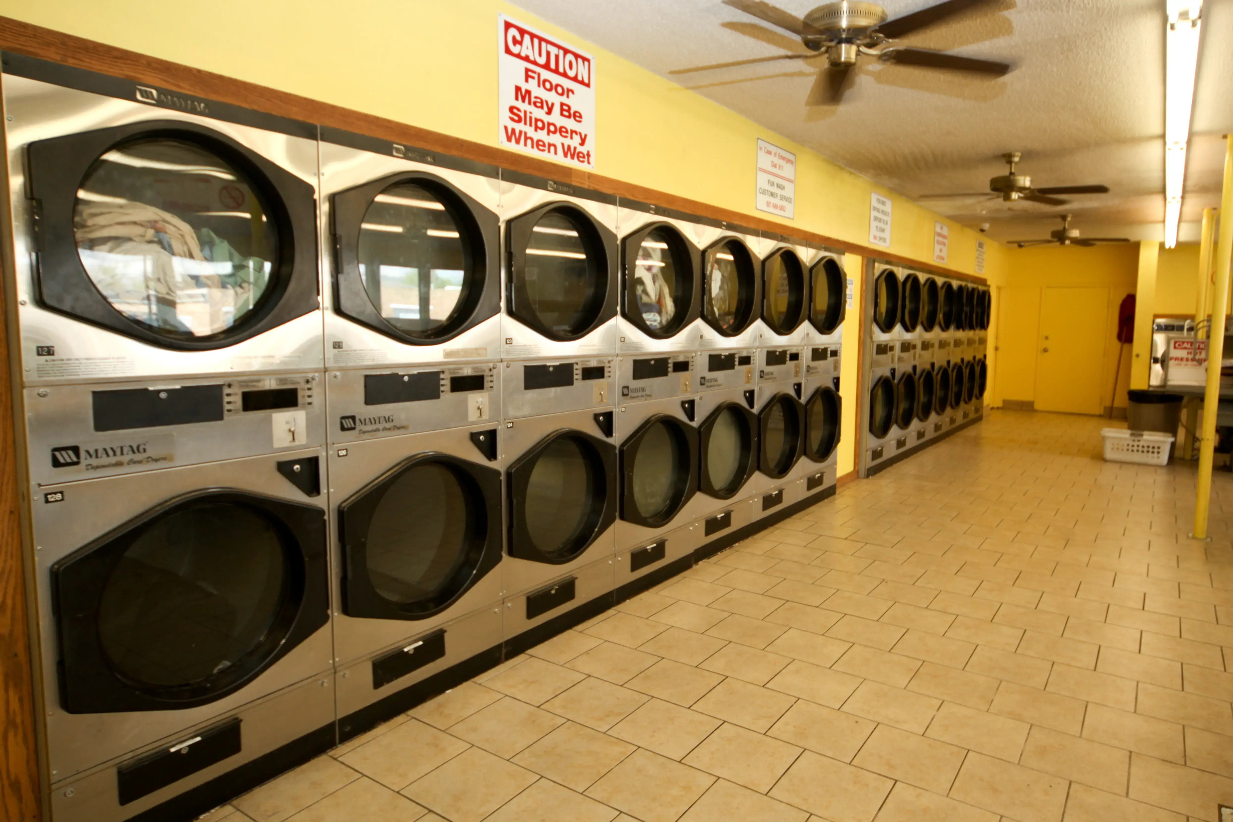 Fun Wash - 15th St - Image 13
