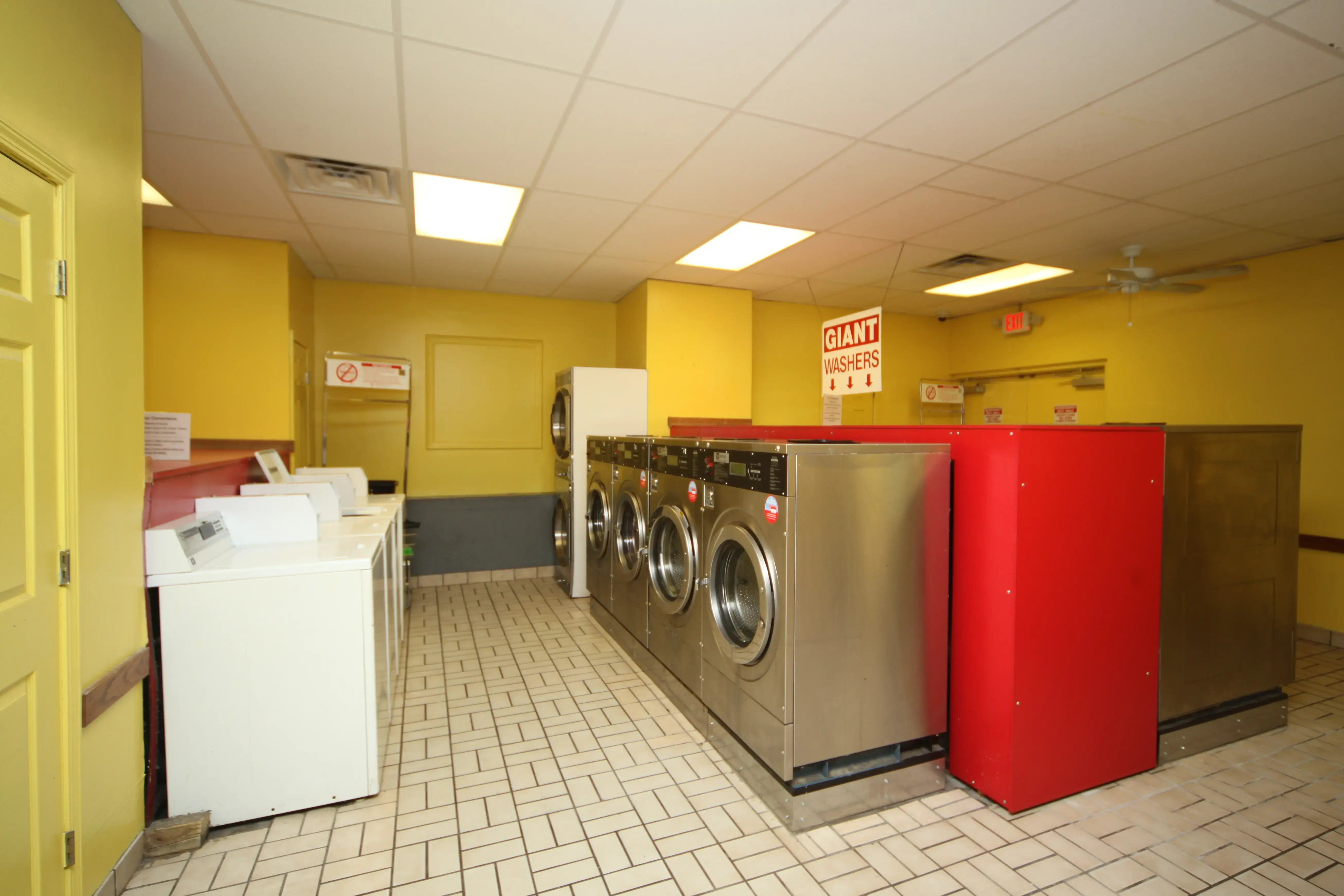 Fun Wash - Barrow thumbnail 12