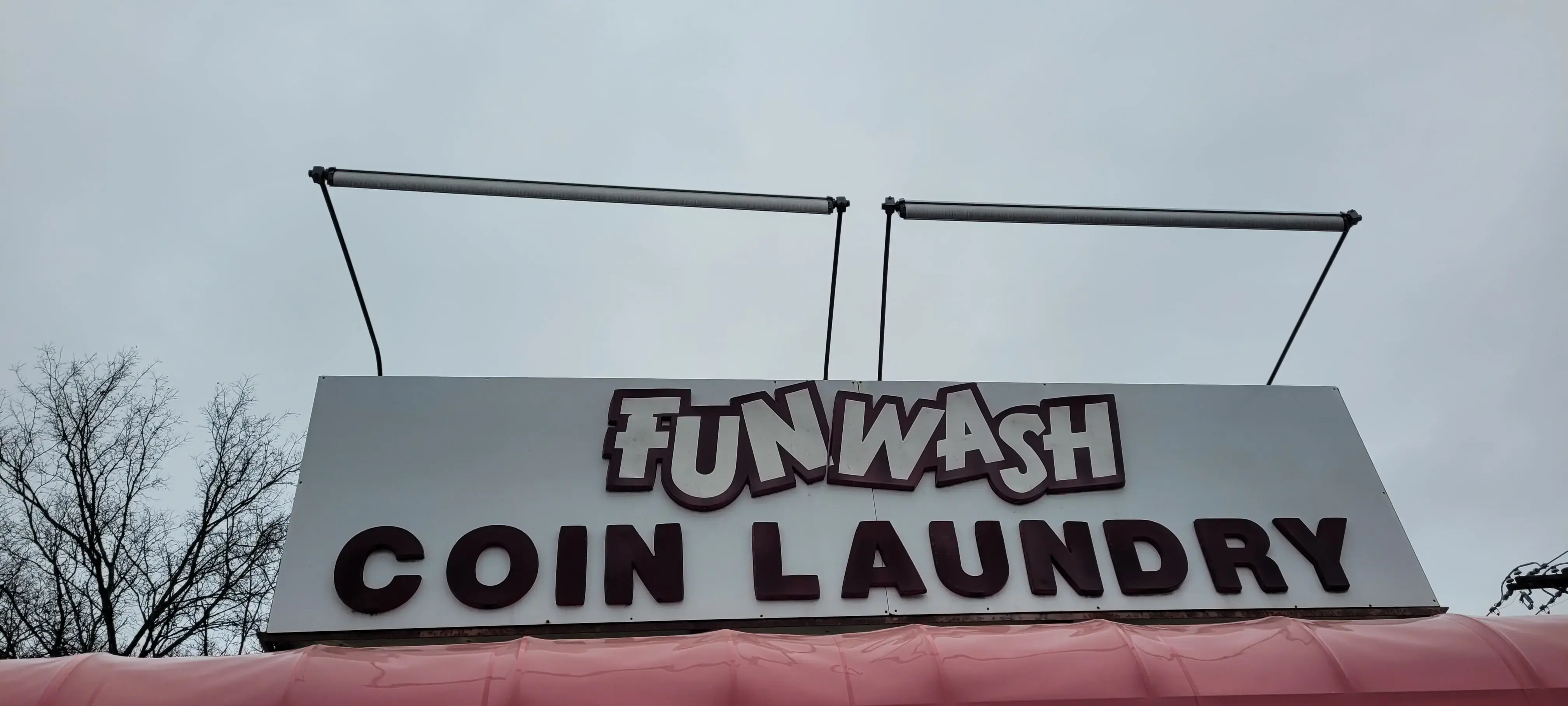 Fun Wash - Edison - Image 19