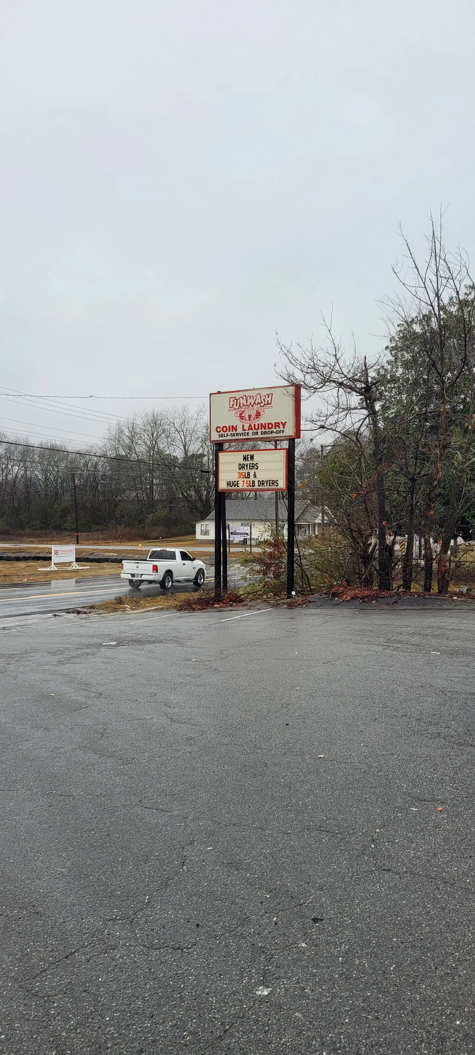 Fun Wash - Edison - Image 9
