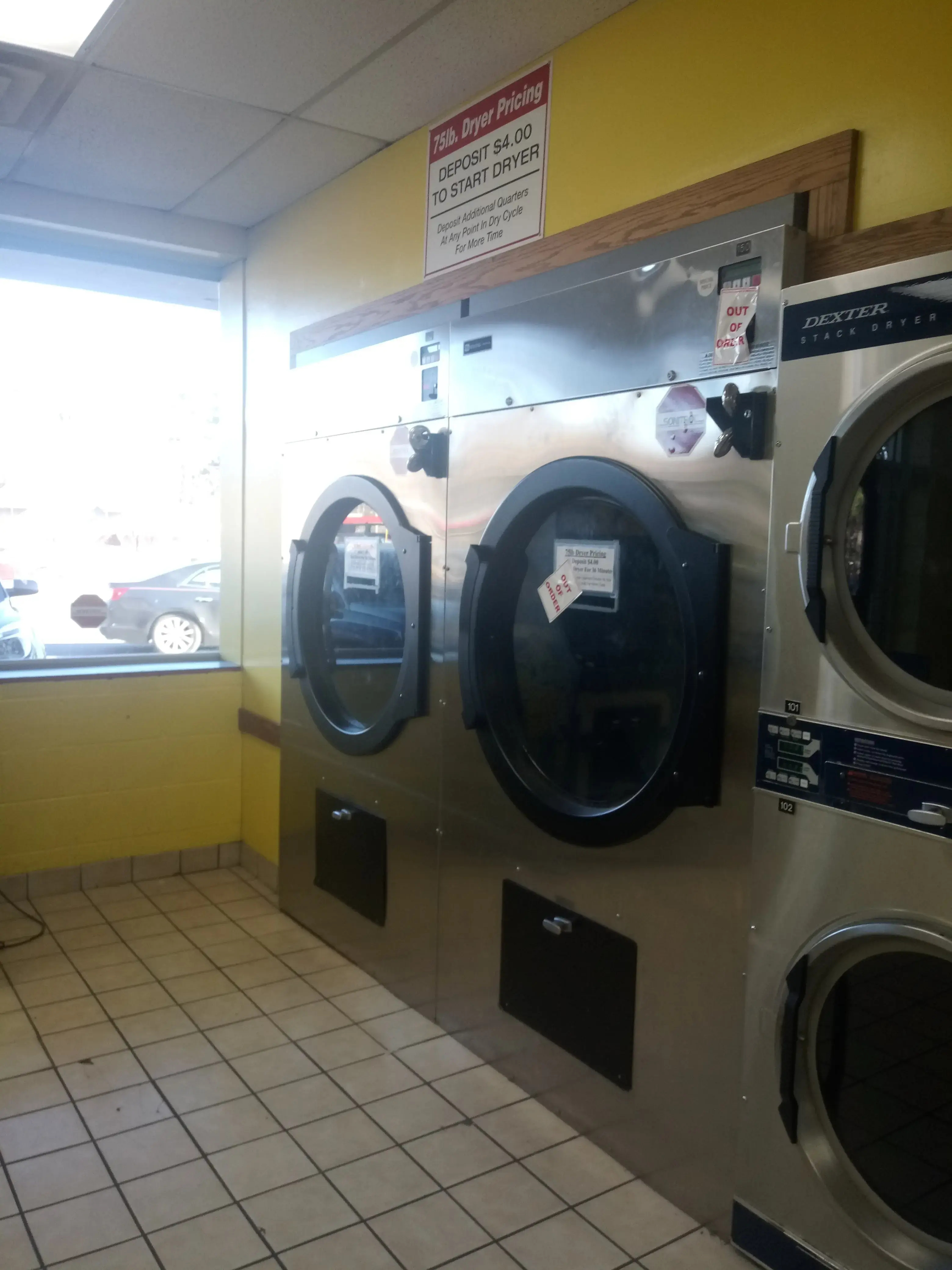 Fun Wash - Geyer Springs - Image 11