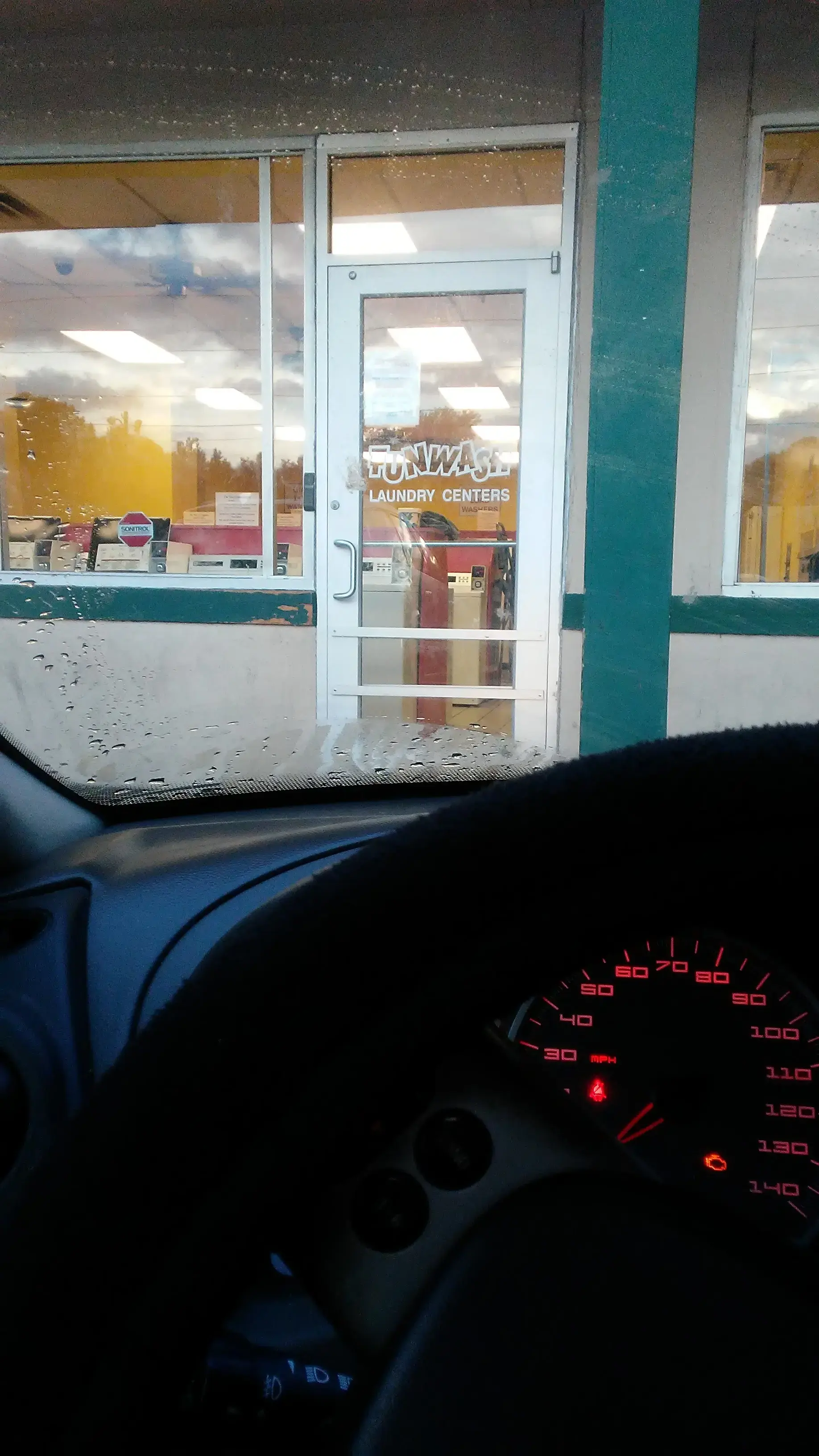 Fun Wash - Geyer Springs thumbnail 8