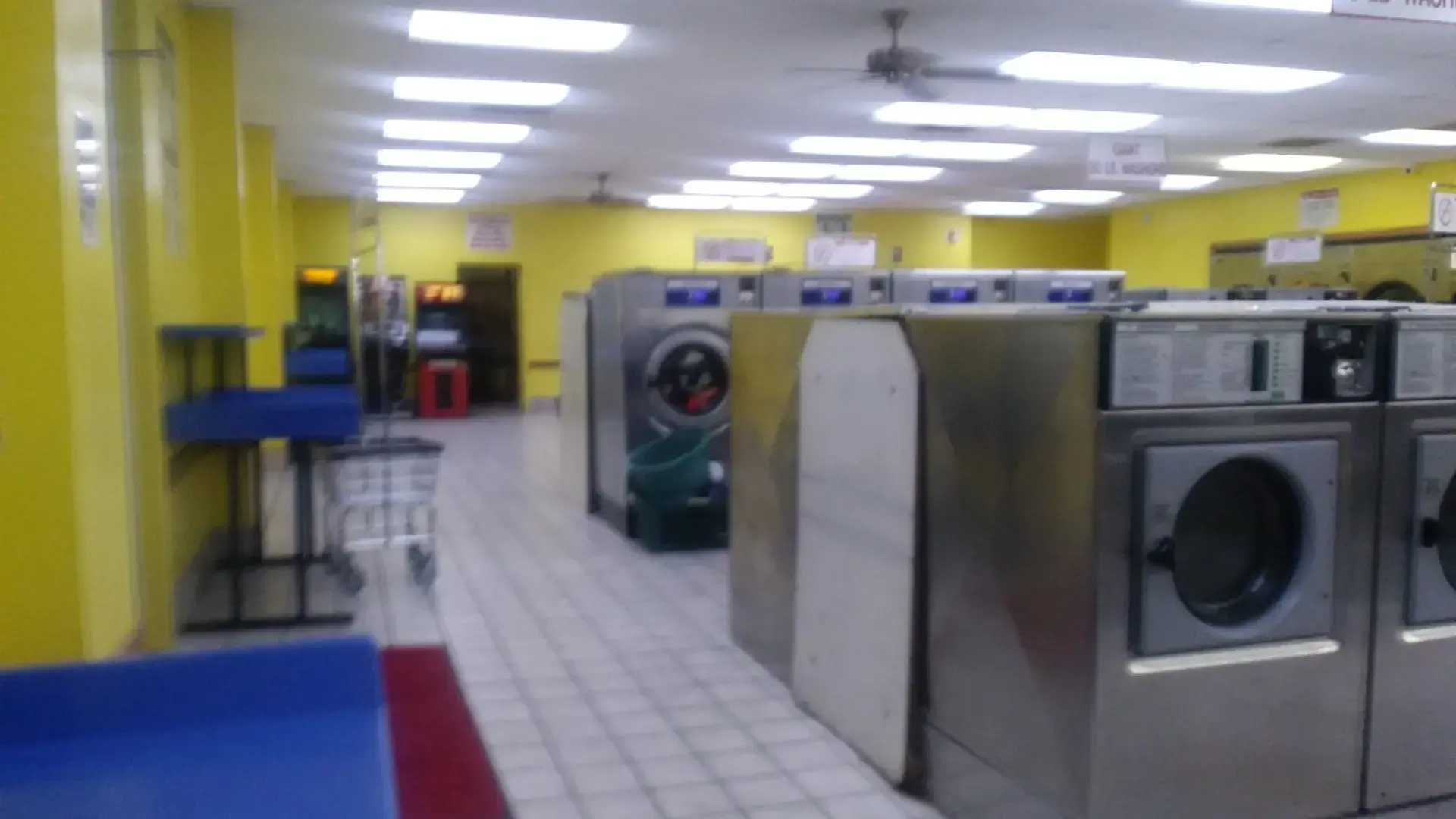 Fun Wash - Hot Springs thumbnail 16