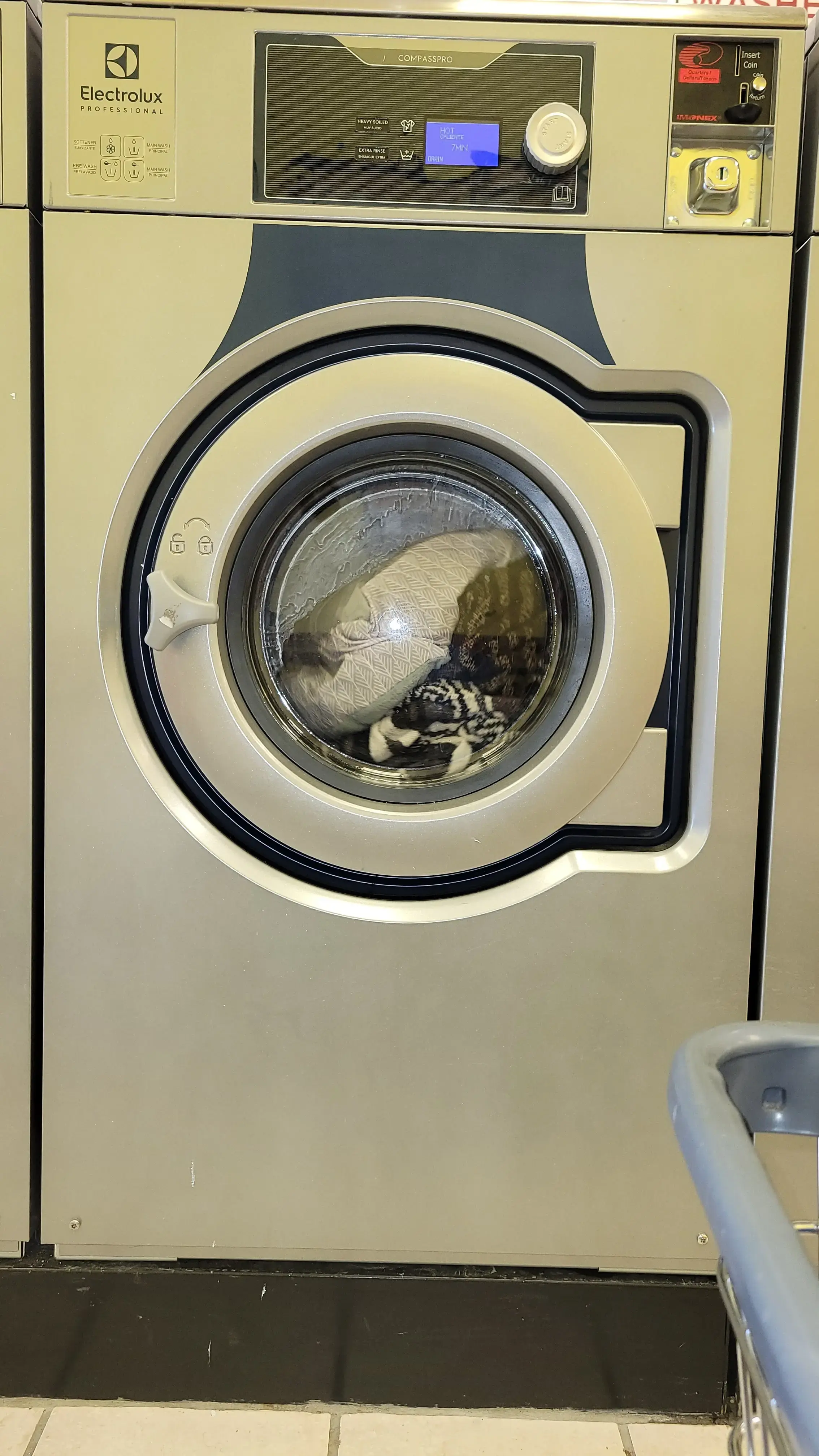 Fun Wash - New Boston - Image 14