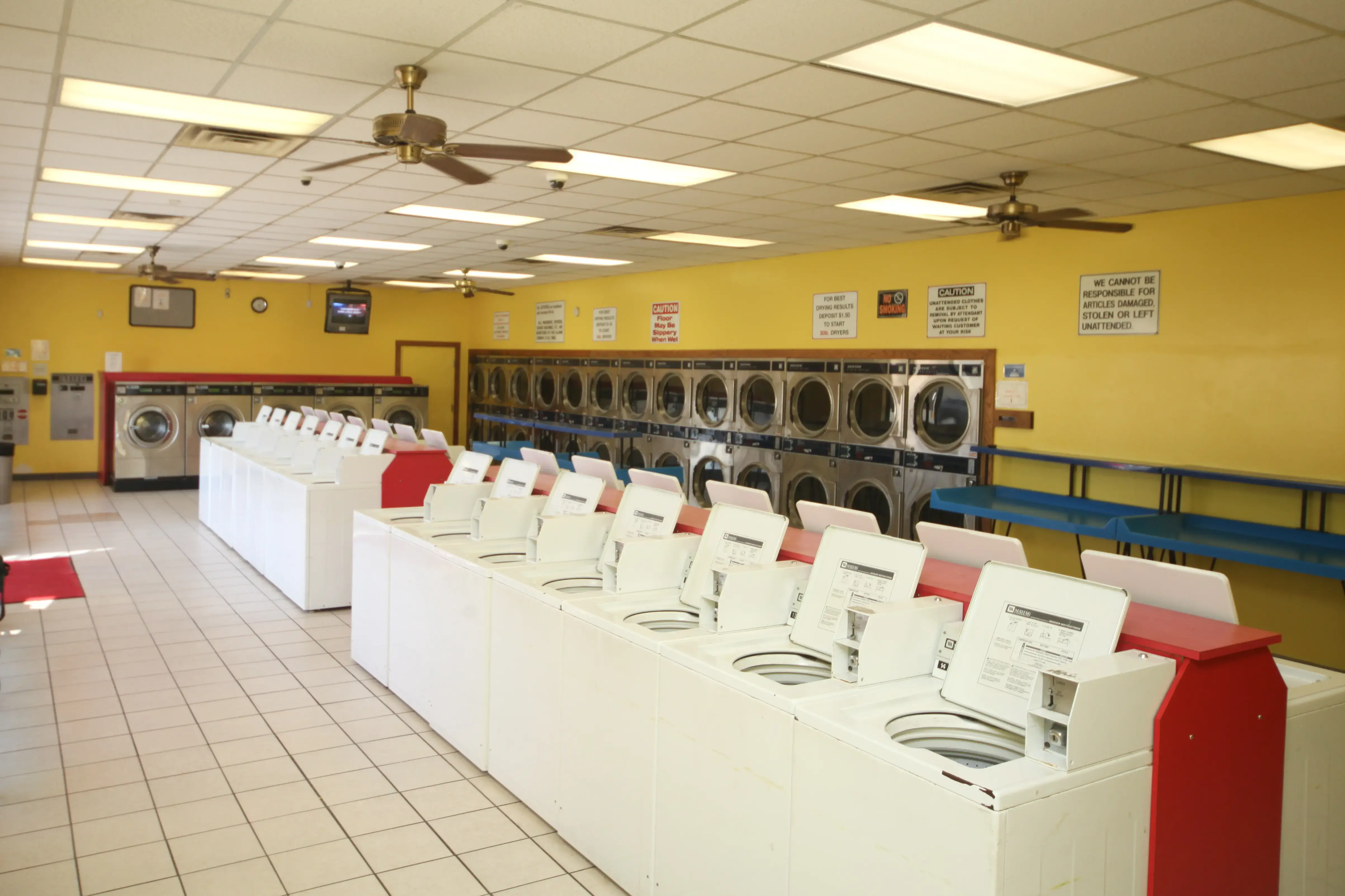 Fun Wash - Pershing location