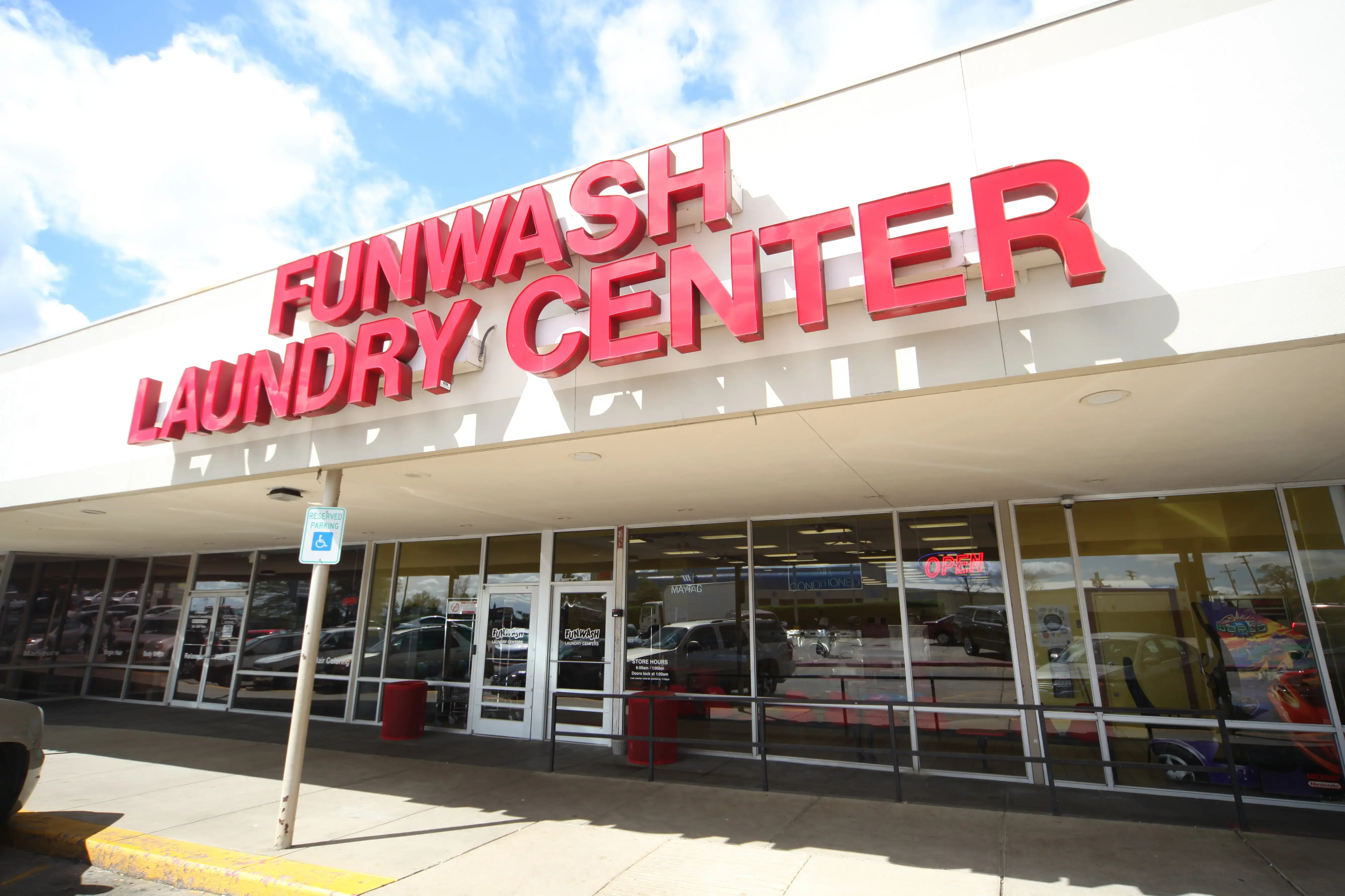 Fun Wash - University location