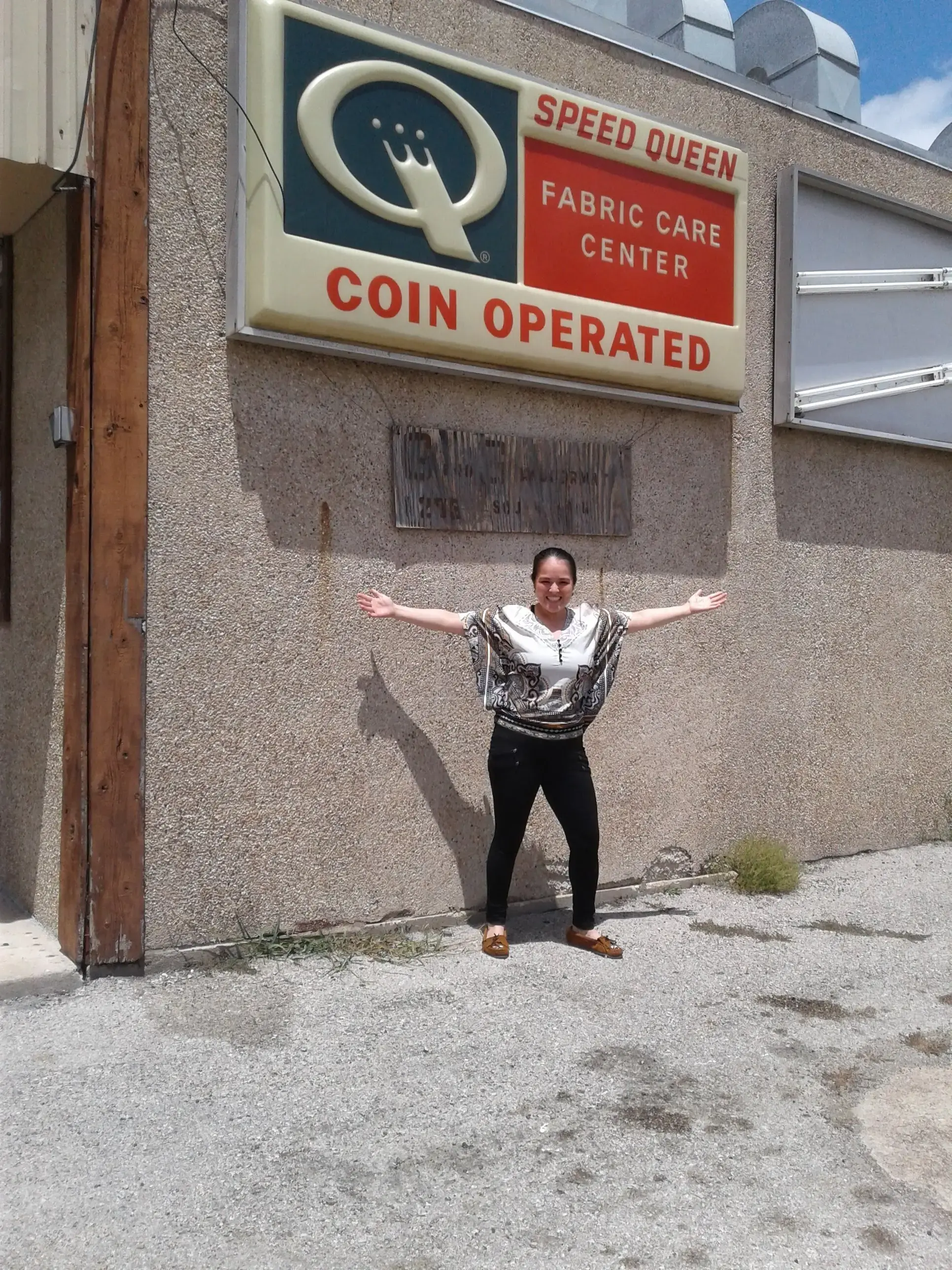 G & G Laundromat - Image 6