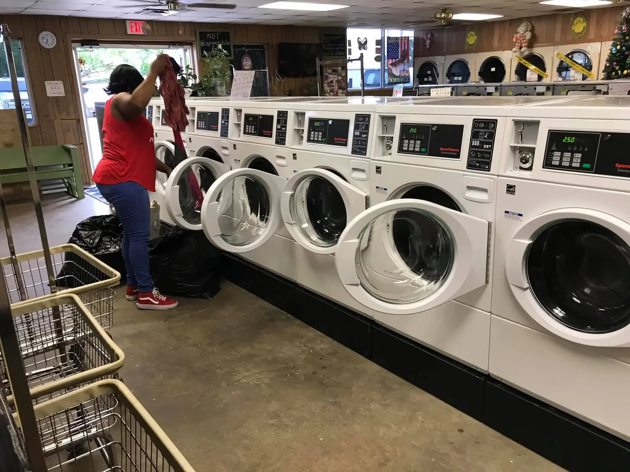 G & G Laundromat location
