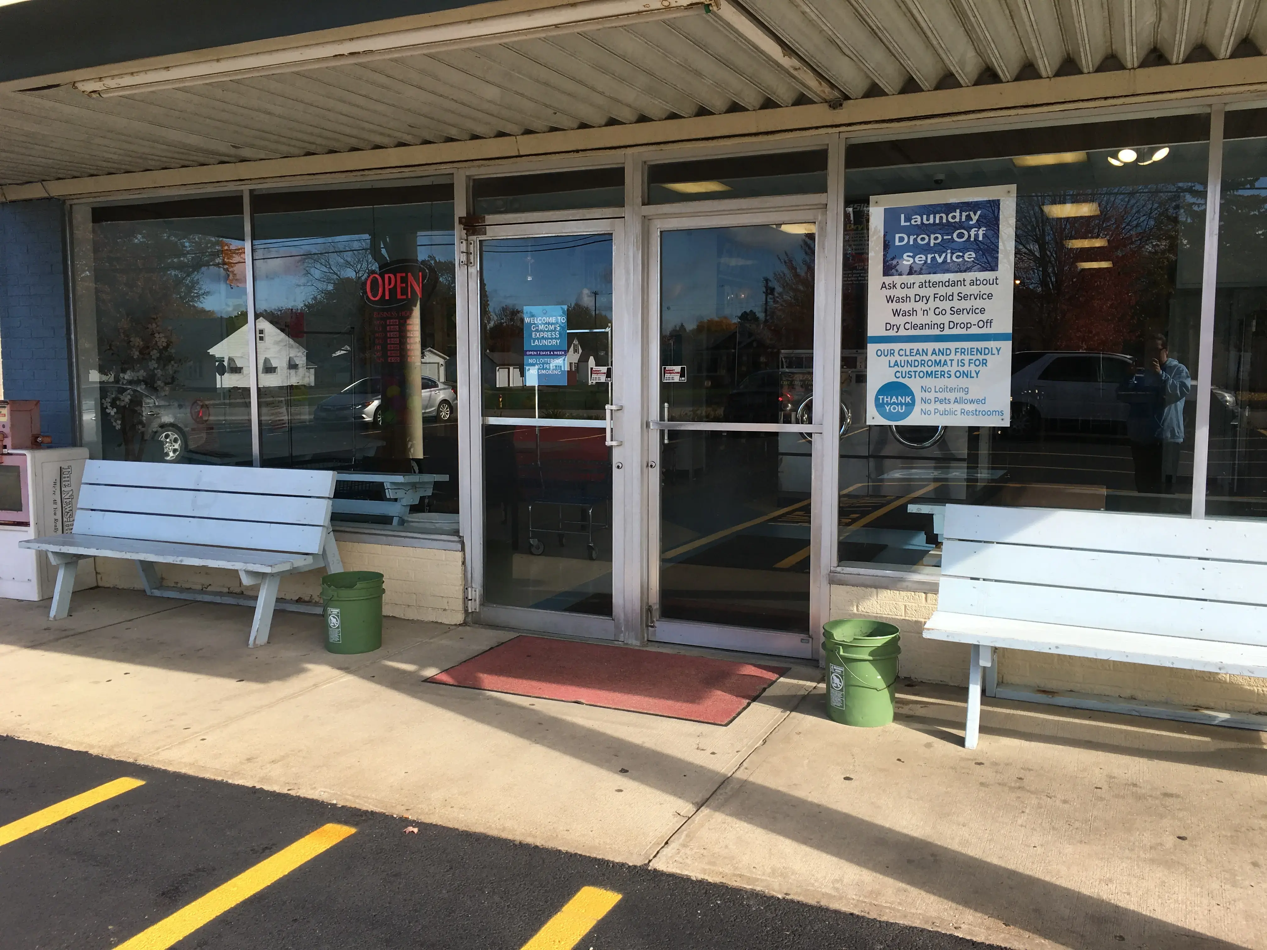 G-Mom's Express Laundry - Image 8