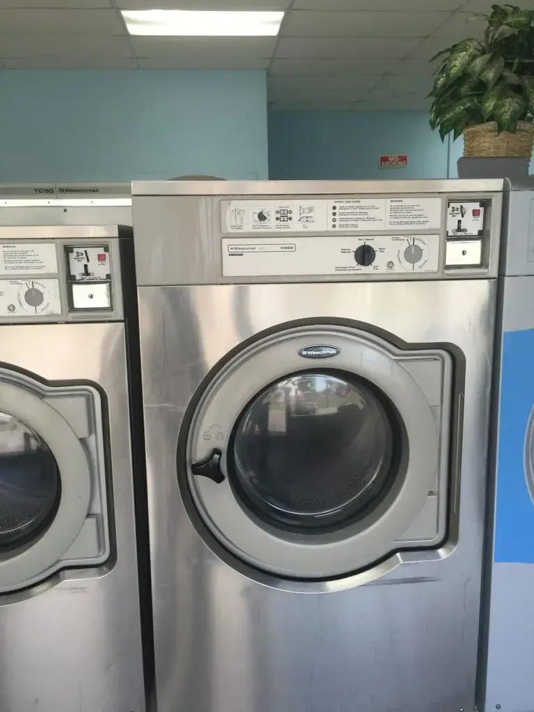 Gaint Coin Laundry - Eastway Dr thumbnail 8