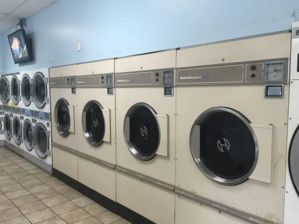 Gaint Coin Laundry - Eastway Dr thumbnail 20