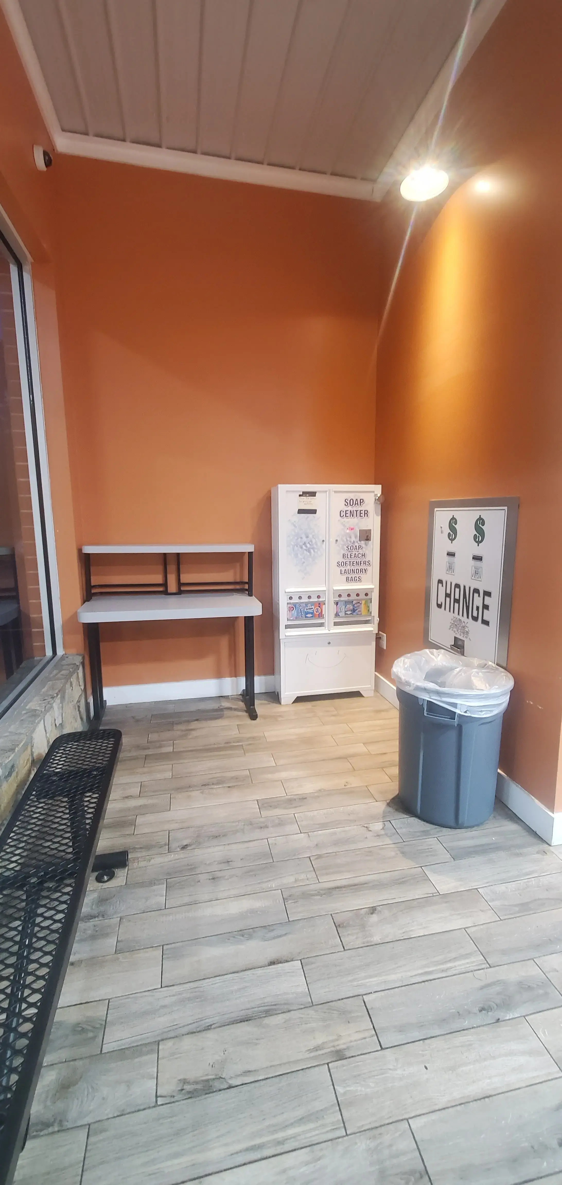 Galax Laundromat thumbnail 3