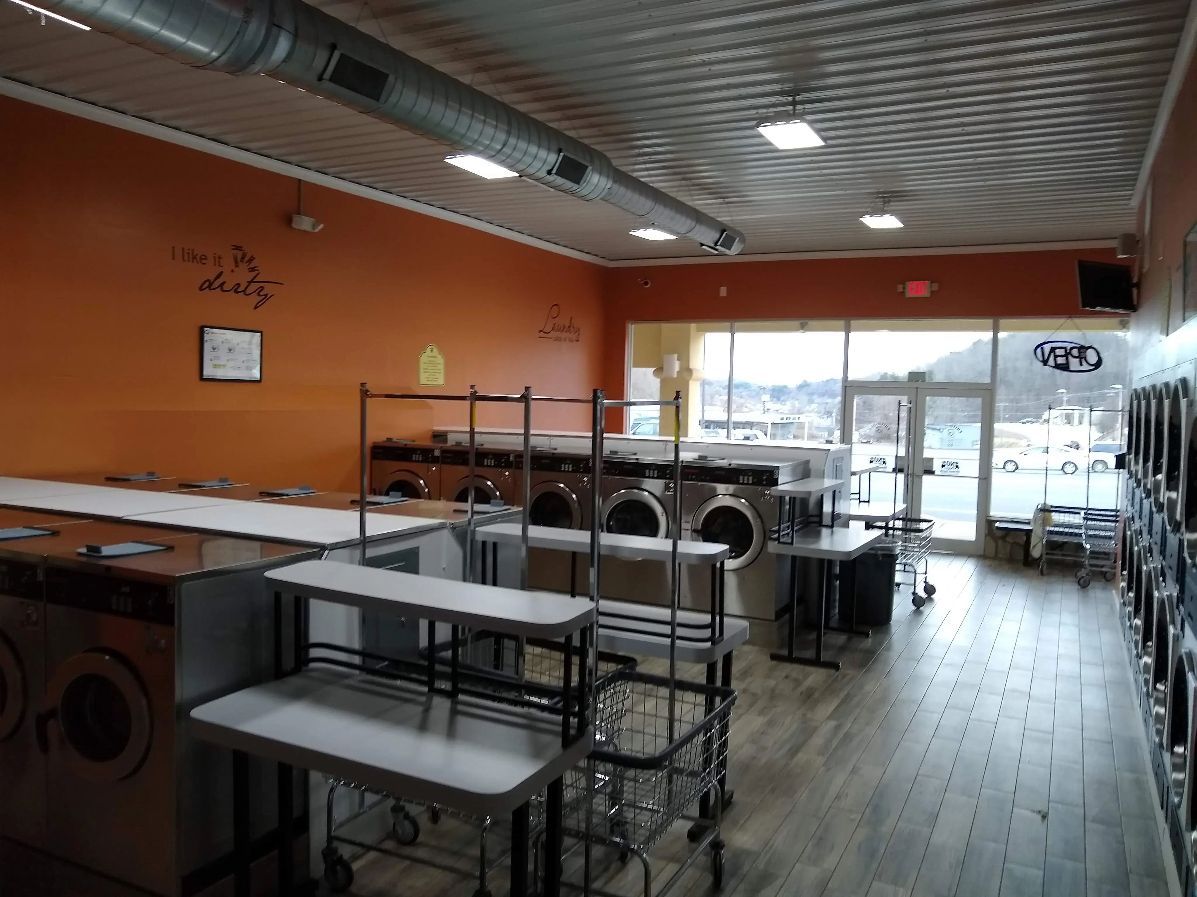 Galax Laundromat thumbnail 2