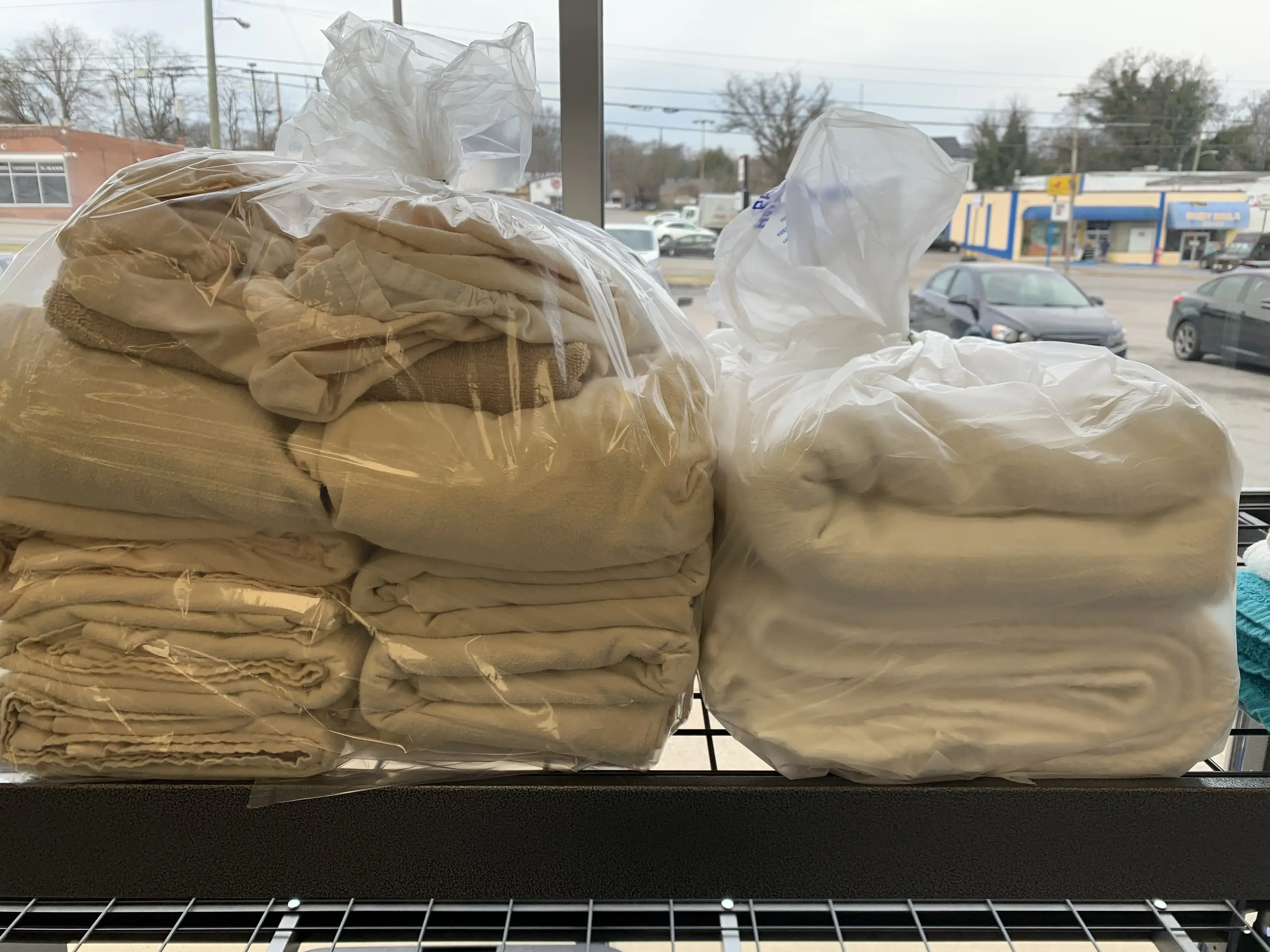 Gallatin Pike Coin Laundry | Wash and Fold thumbnail 8