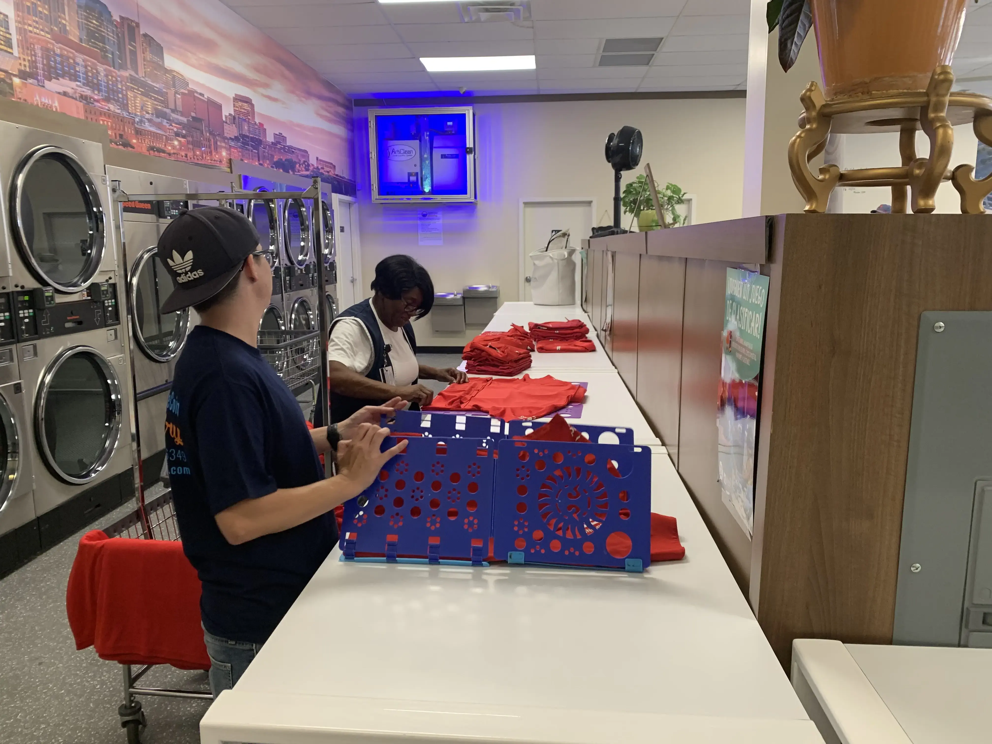 Gallatin Pike Coin Laundry | Wash and Fold - Image 13