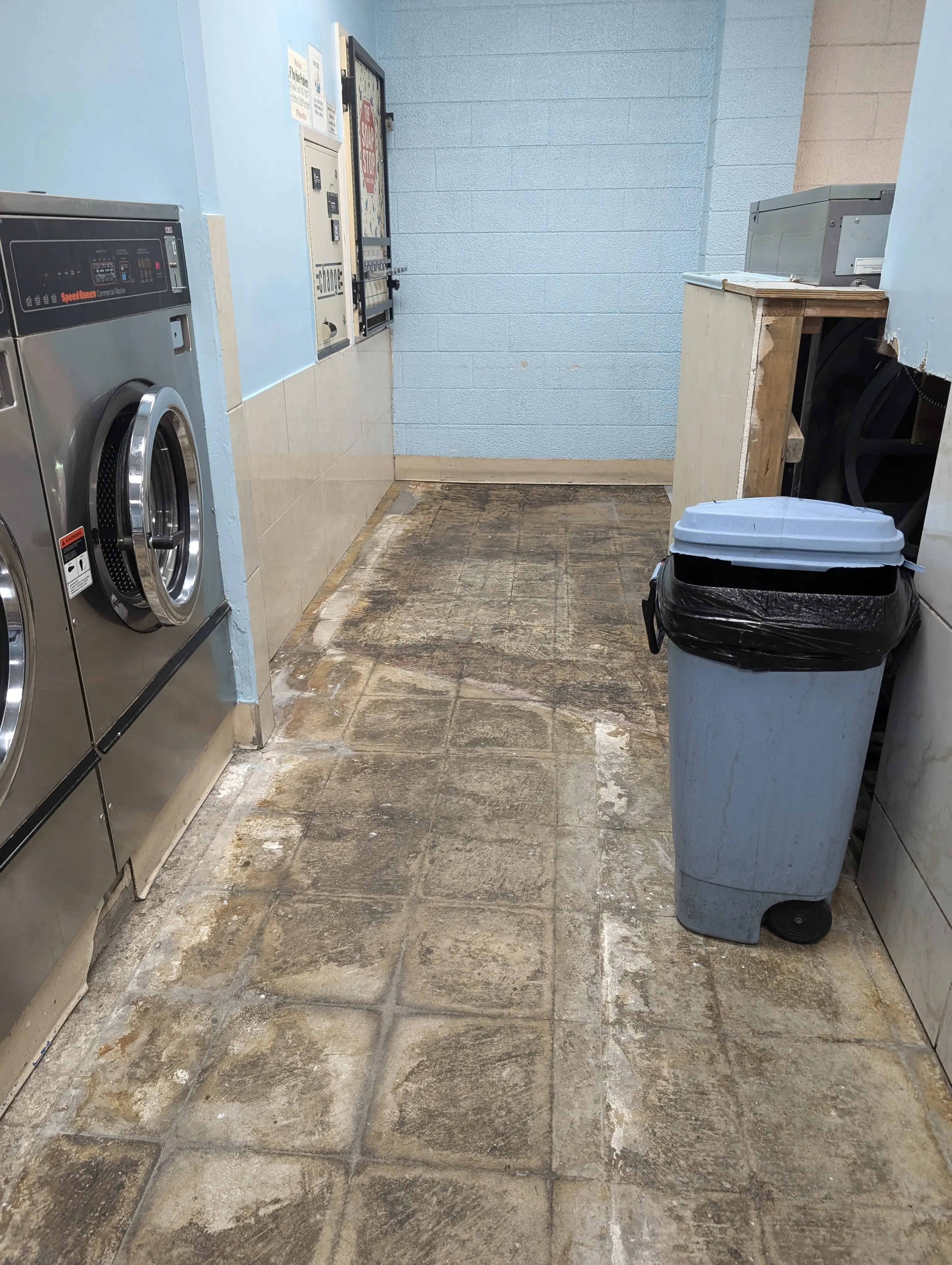 Galt Laundromat thumbnail 3