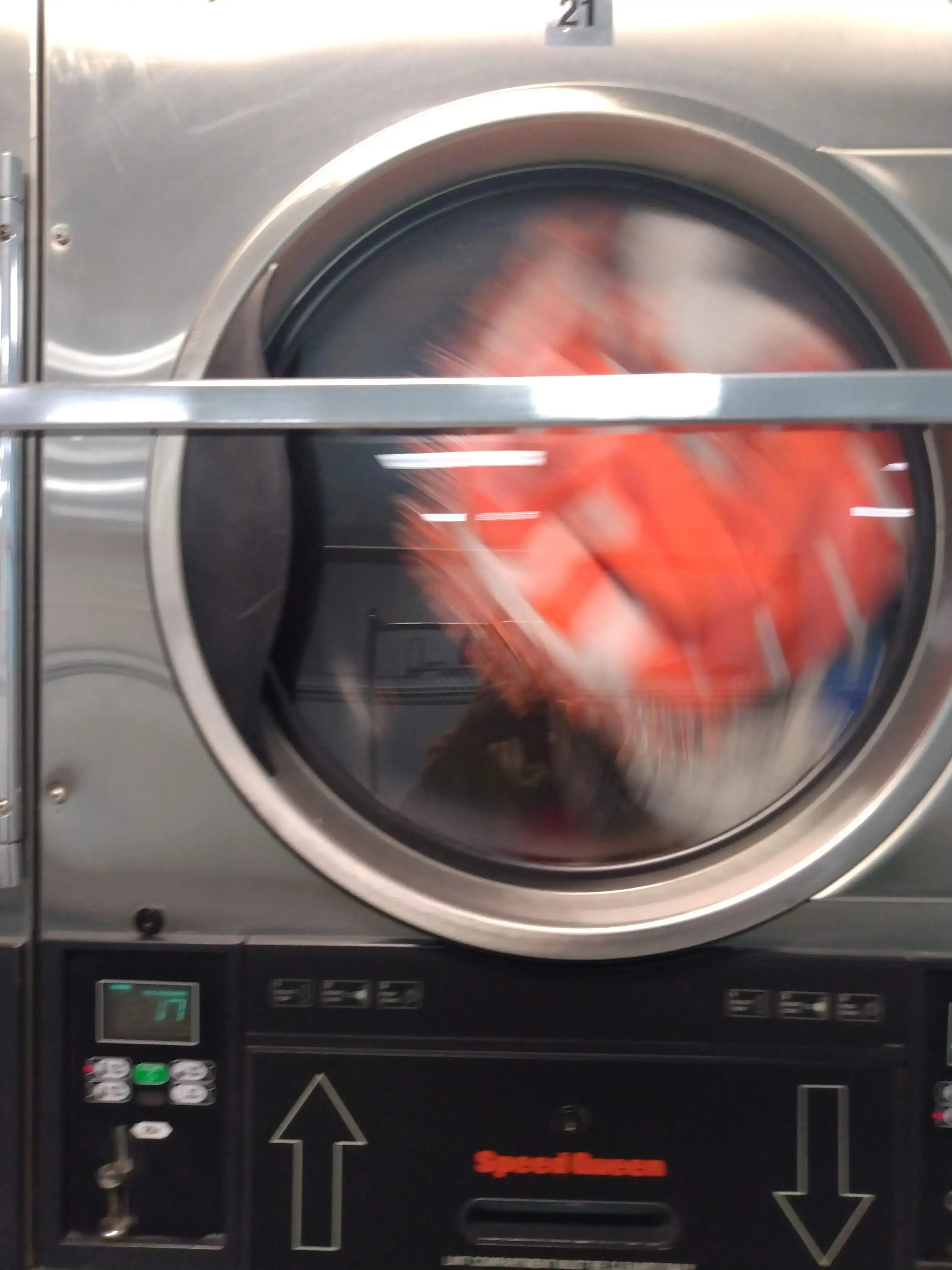 Galt Laundromat thumbnail 4