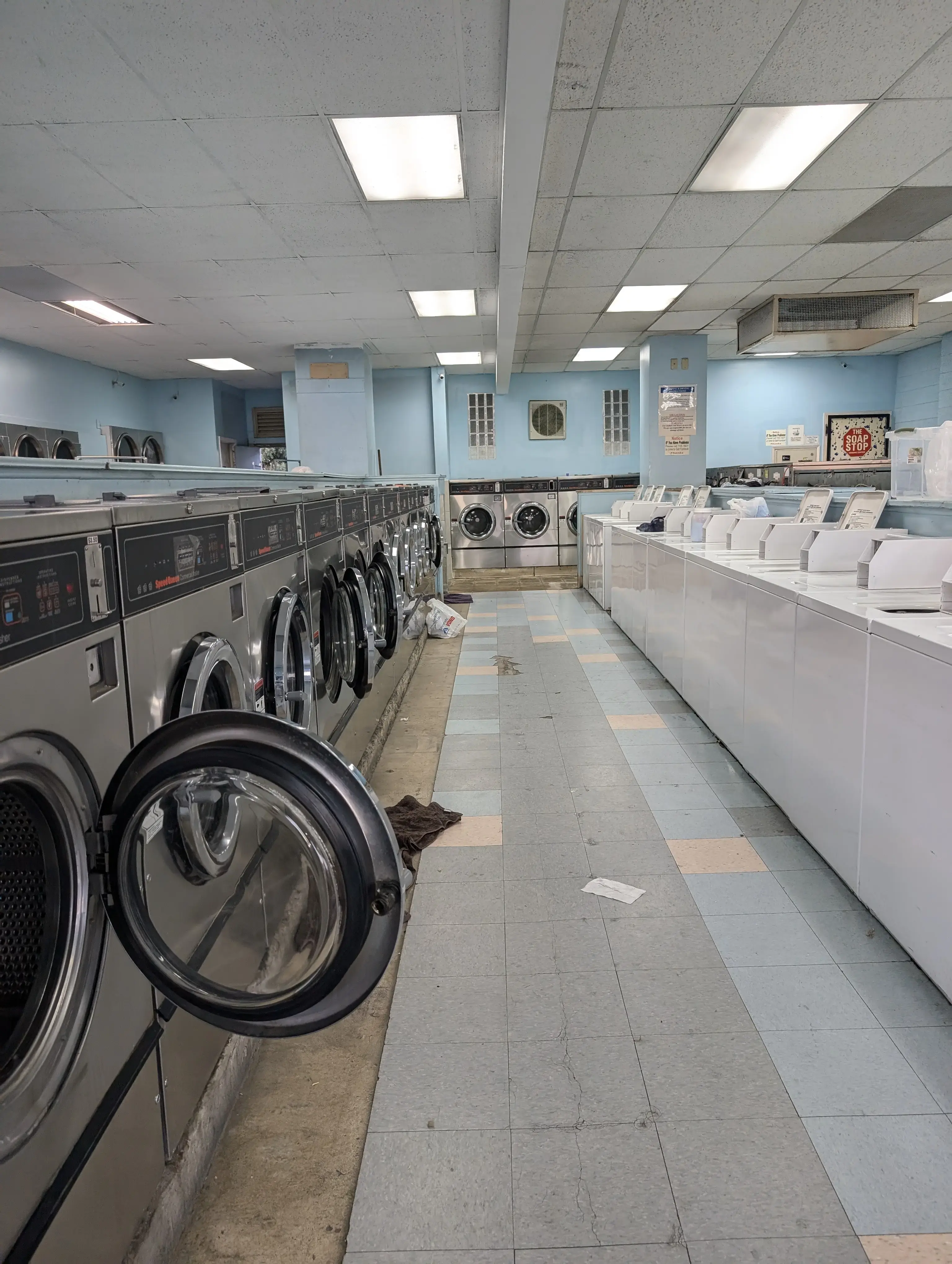 Galt Laundromat - Image 11