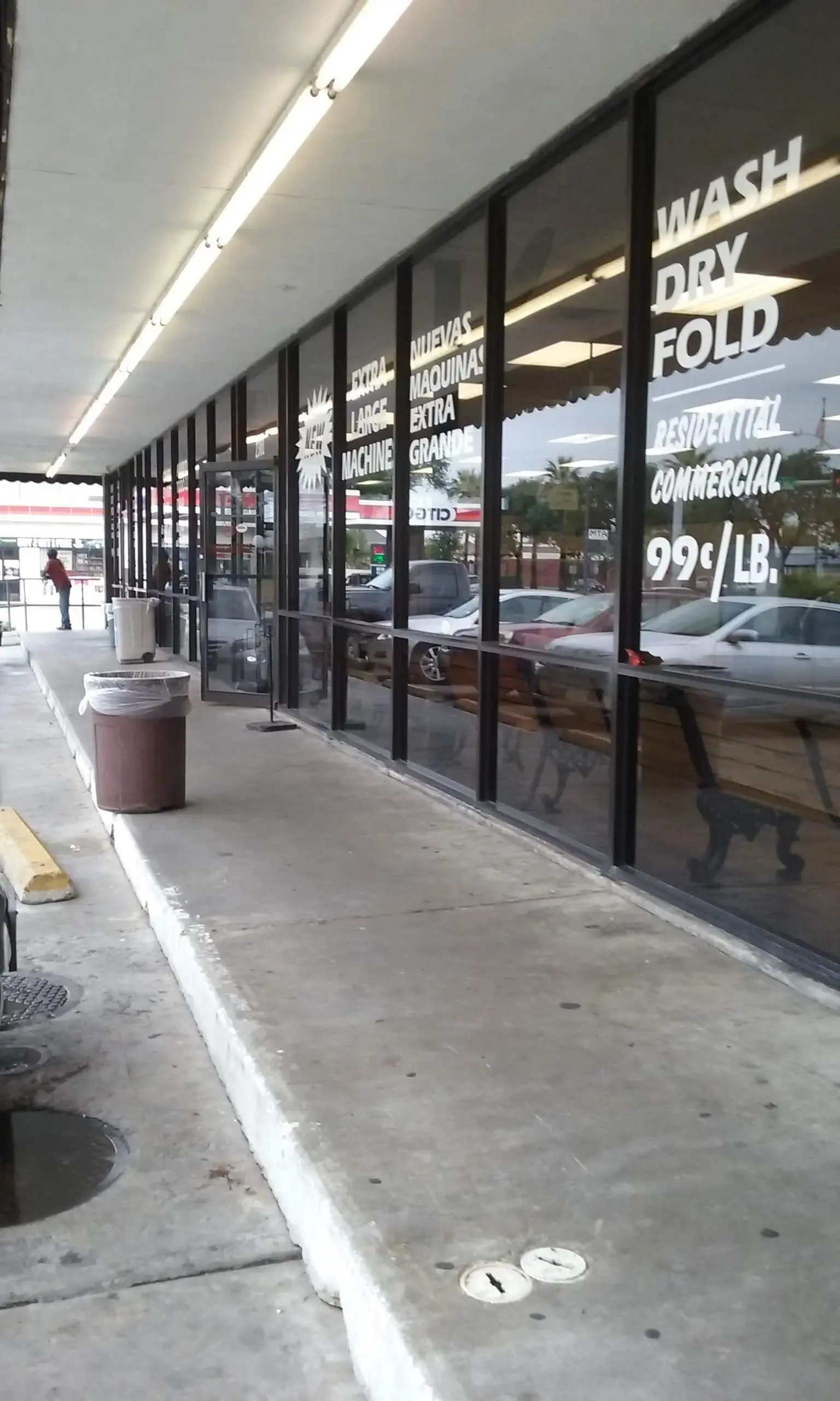 Galveston Washateria Laundrymat thumbnail 9