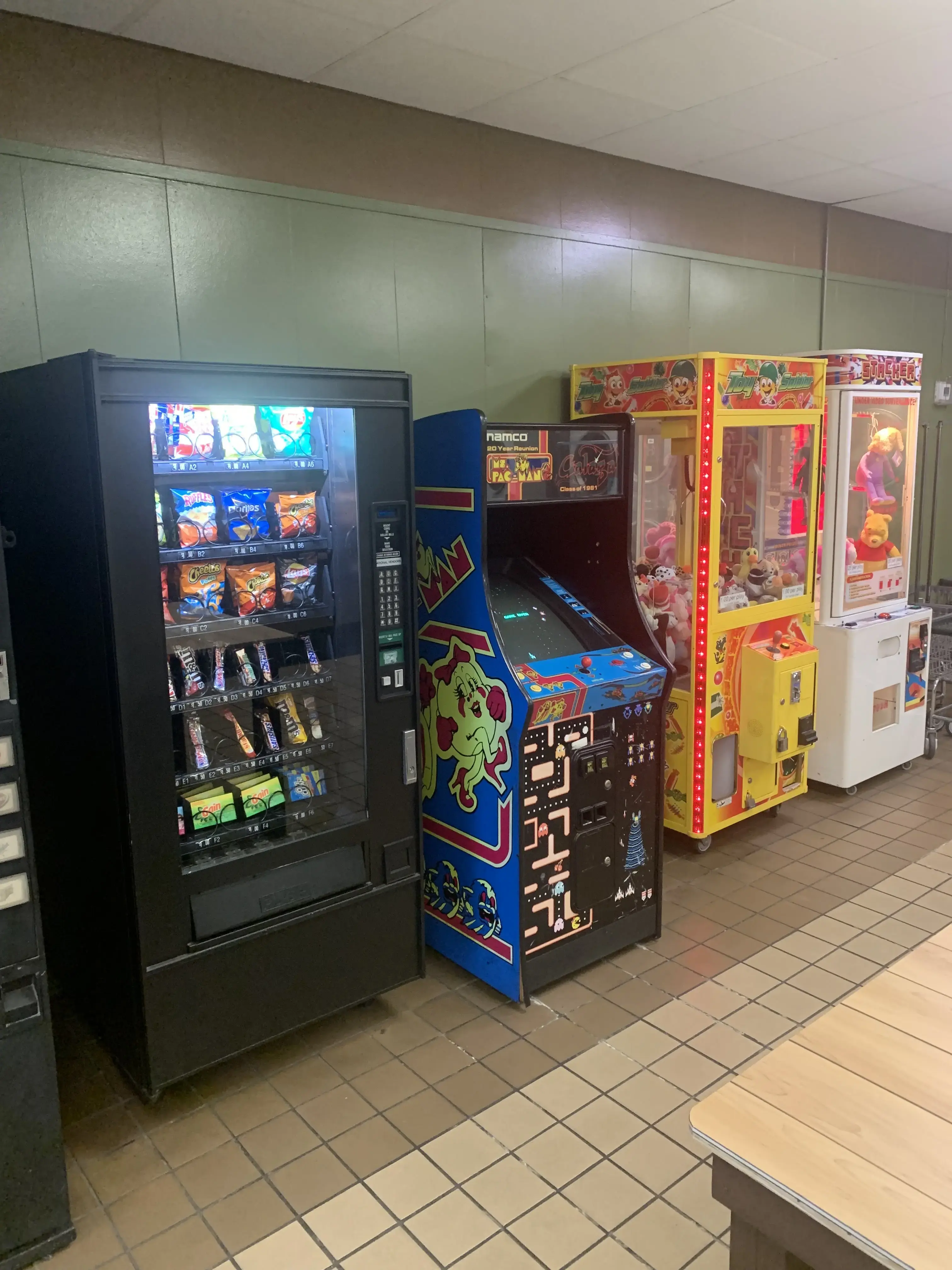 Garden Coin Laundry thumbnail 9