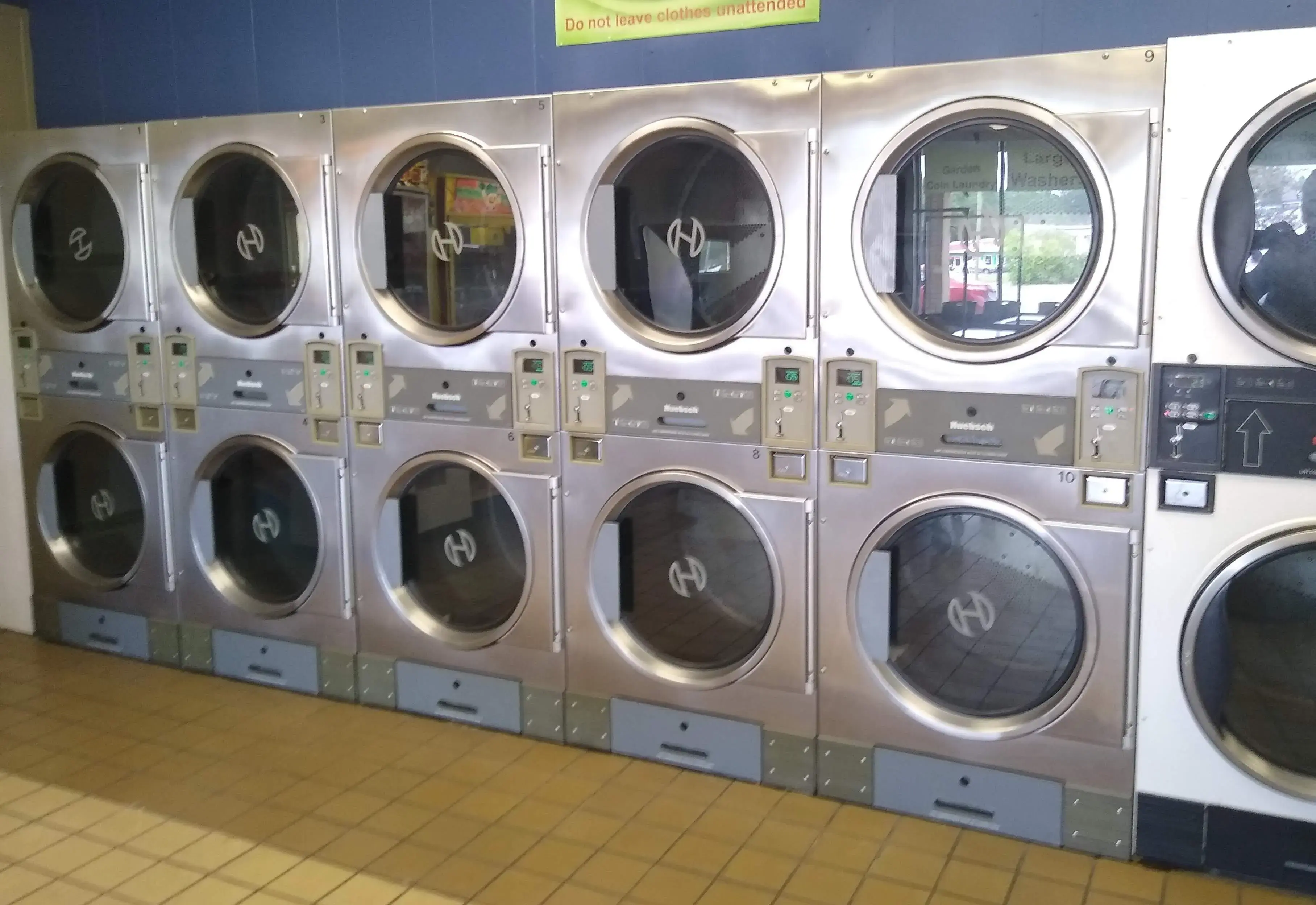 Garden Coin Laundry - Image 16