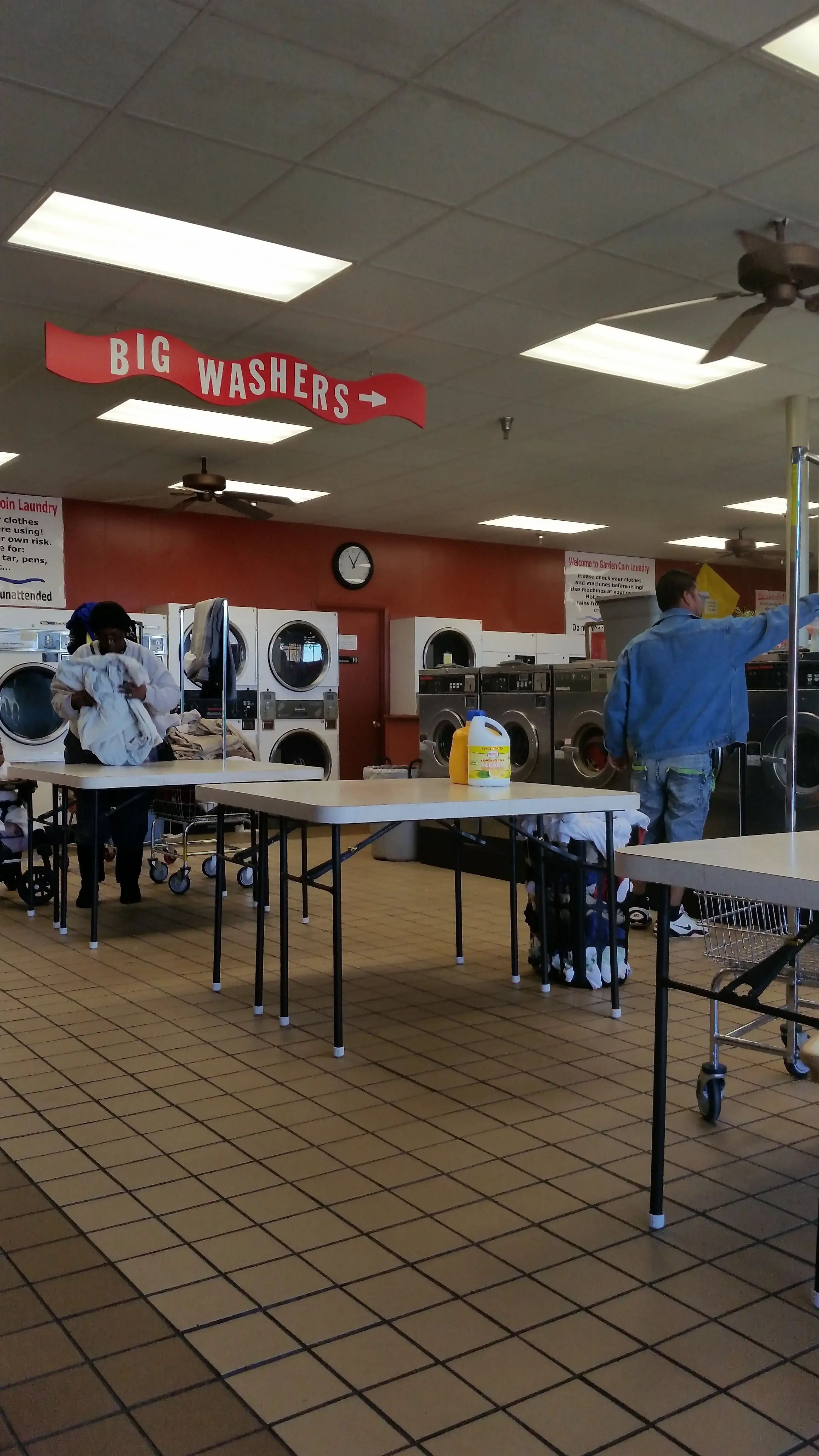 Garden Coin Laundry - Image 14