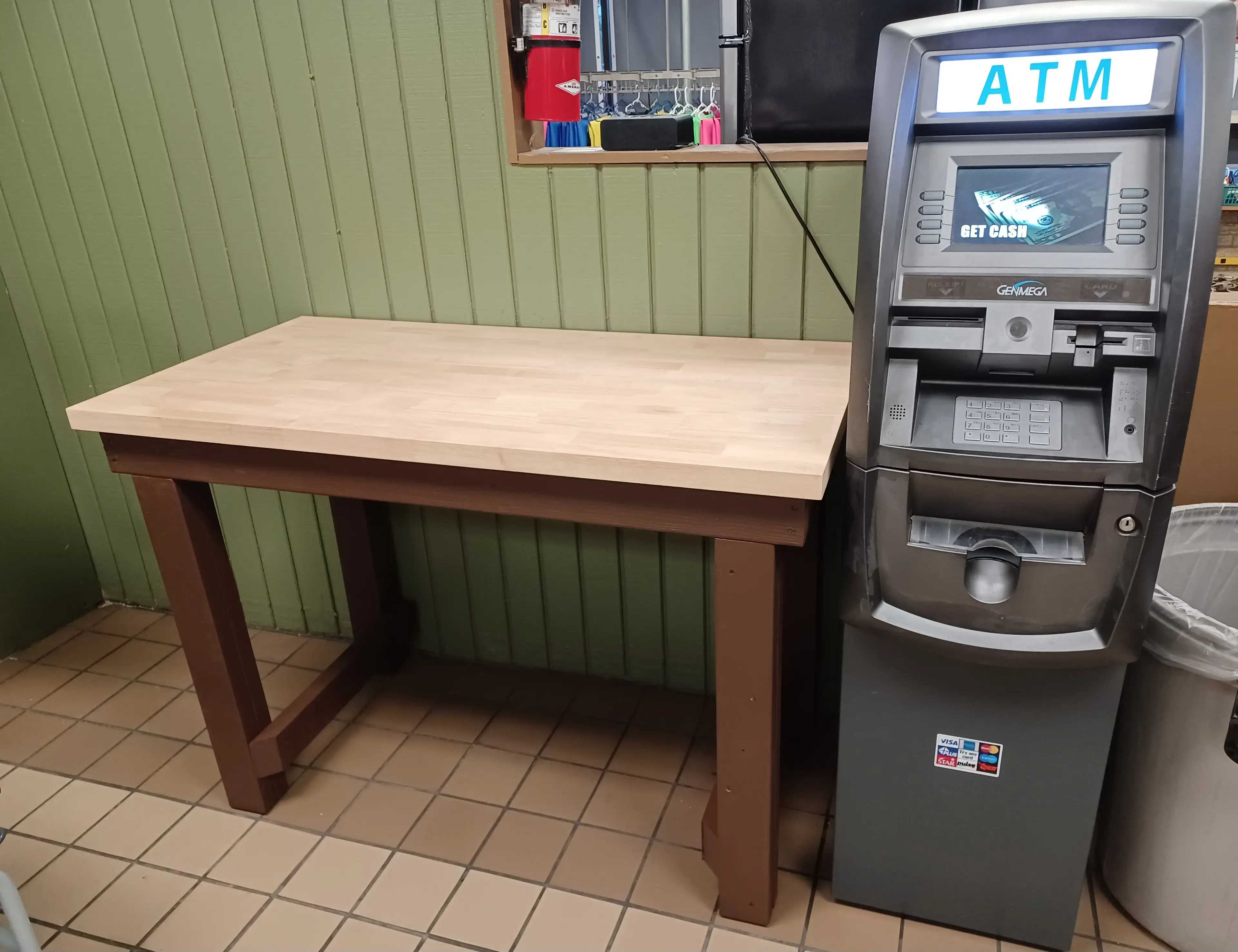 Garden Coin Laundry thumbnail 7