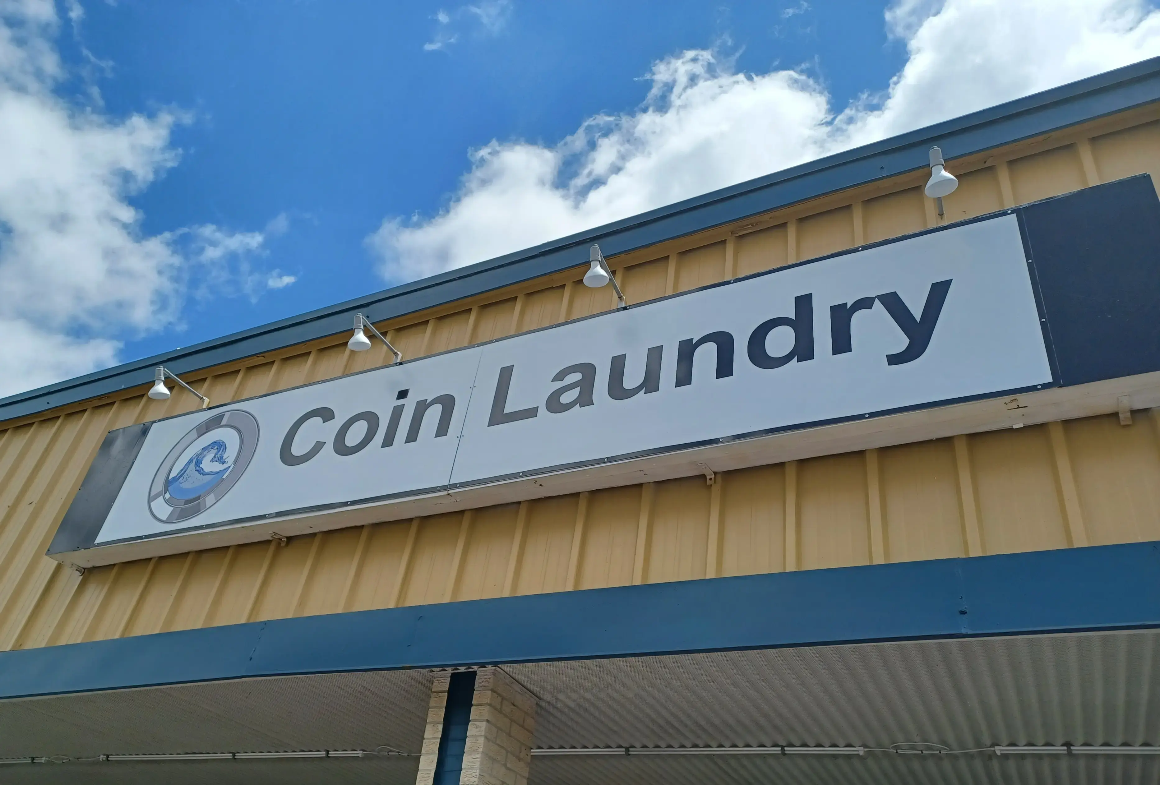Garden Coin Laundry thumbnail 6