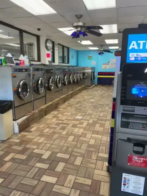 Garden Laundromat - Image 14