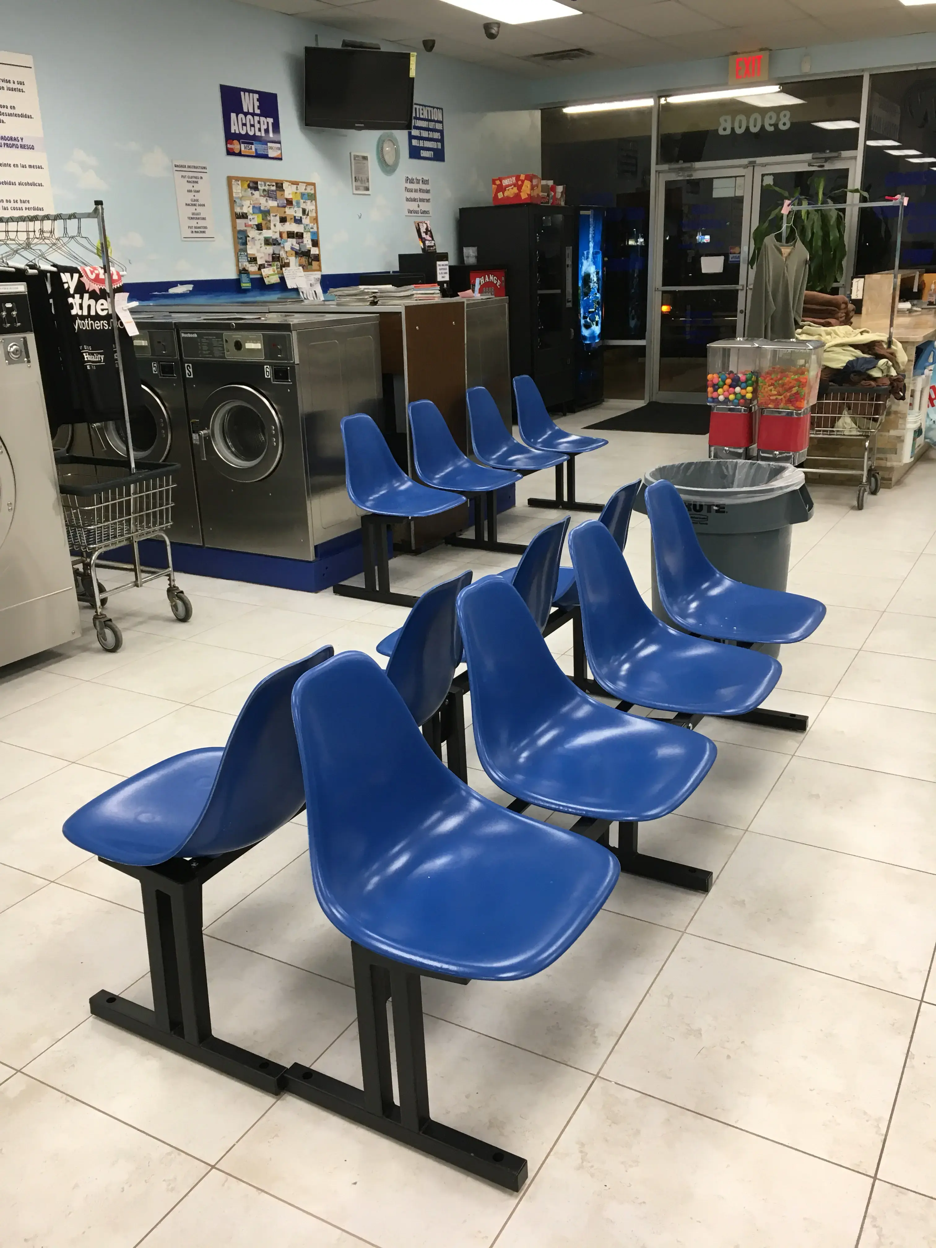 Garden Park Plaza Laundry thumbnail 6