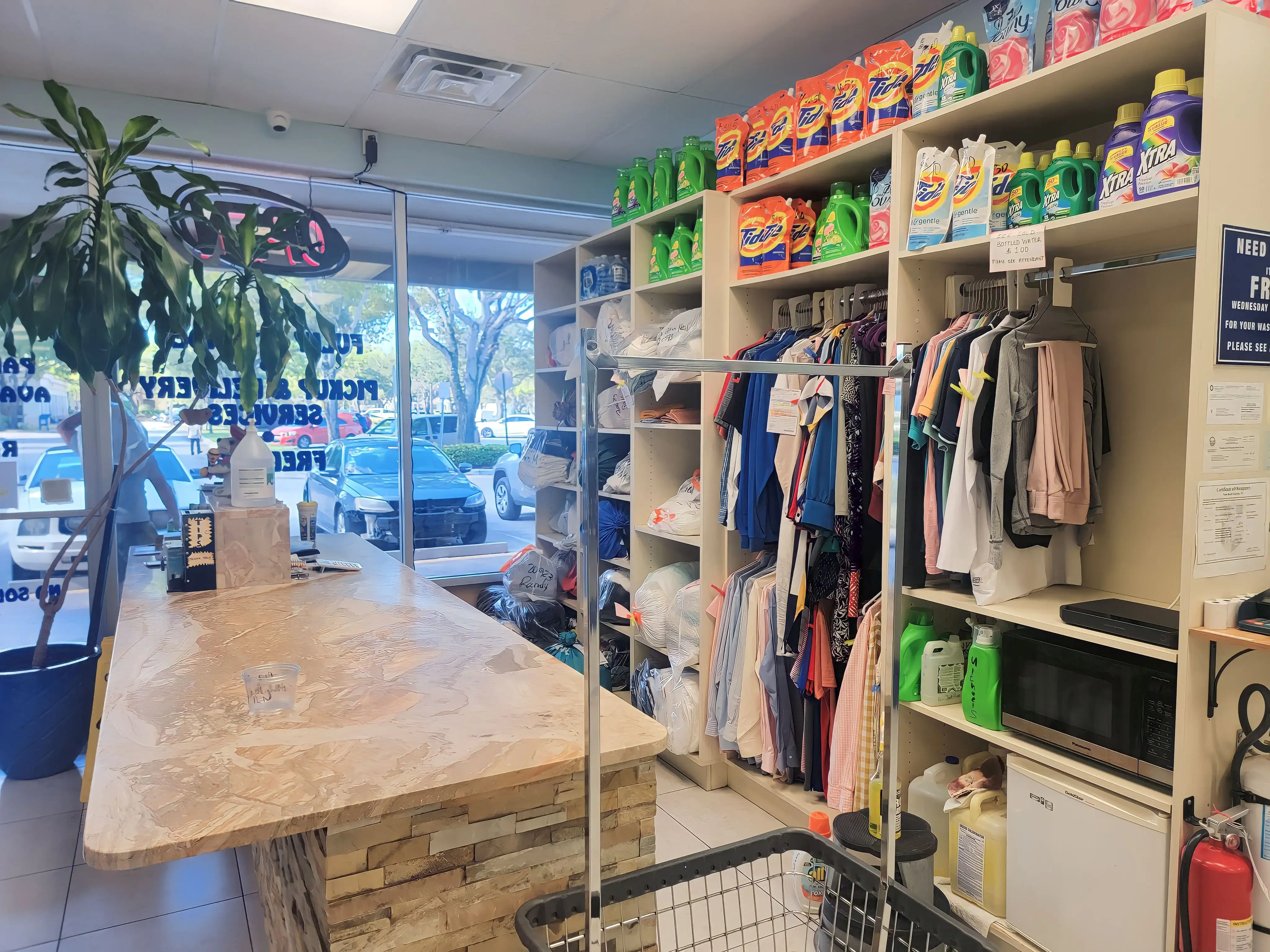 Garden Park Plaza Laundry thumbnail 10