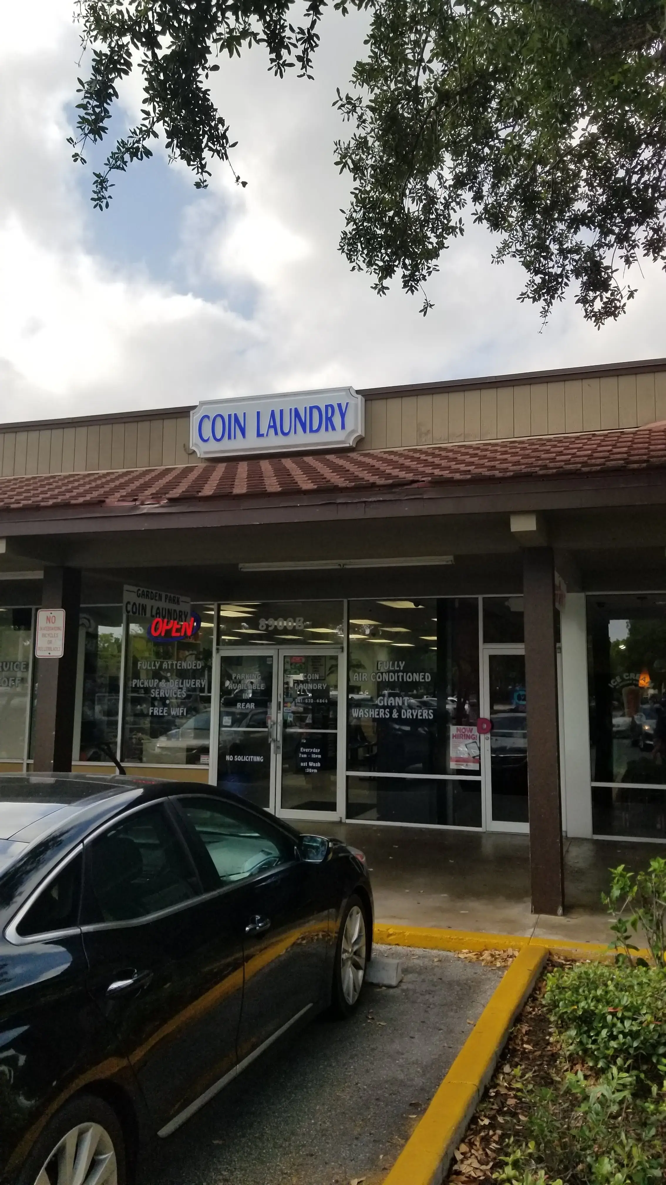 Garden Park Plaza Laundry thumbnail 18