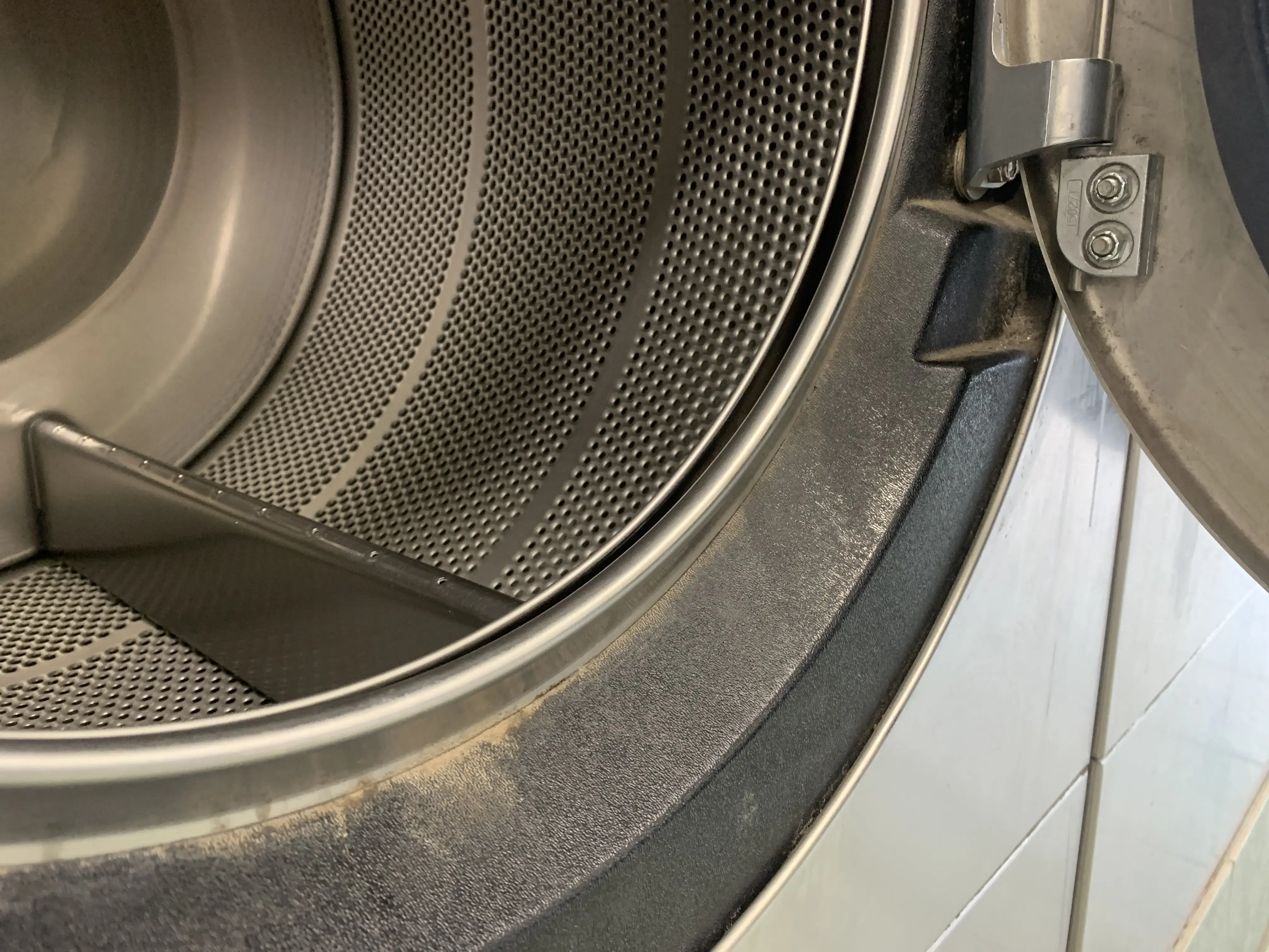 Garden Valley Laundromat - Image 16