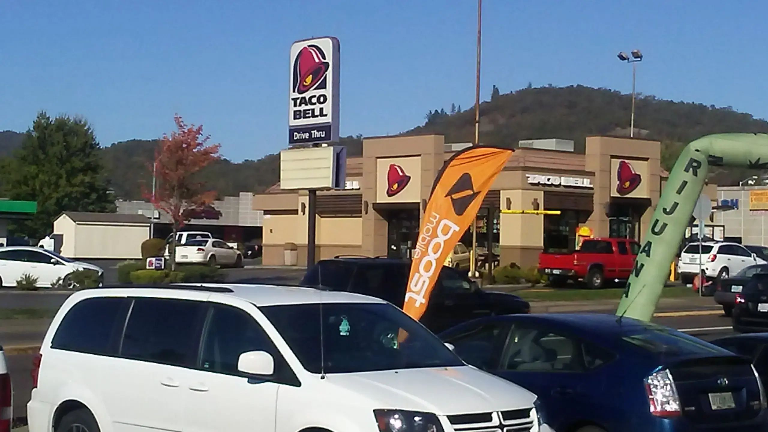 Garden Valley Laundromat - Image 8